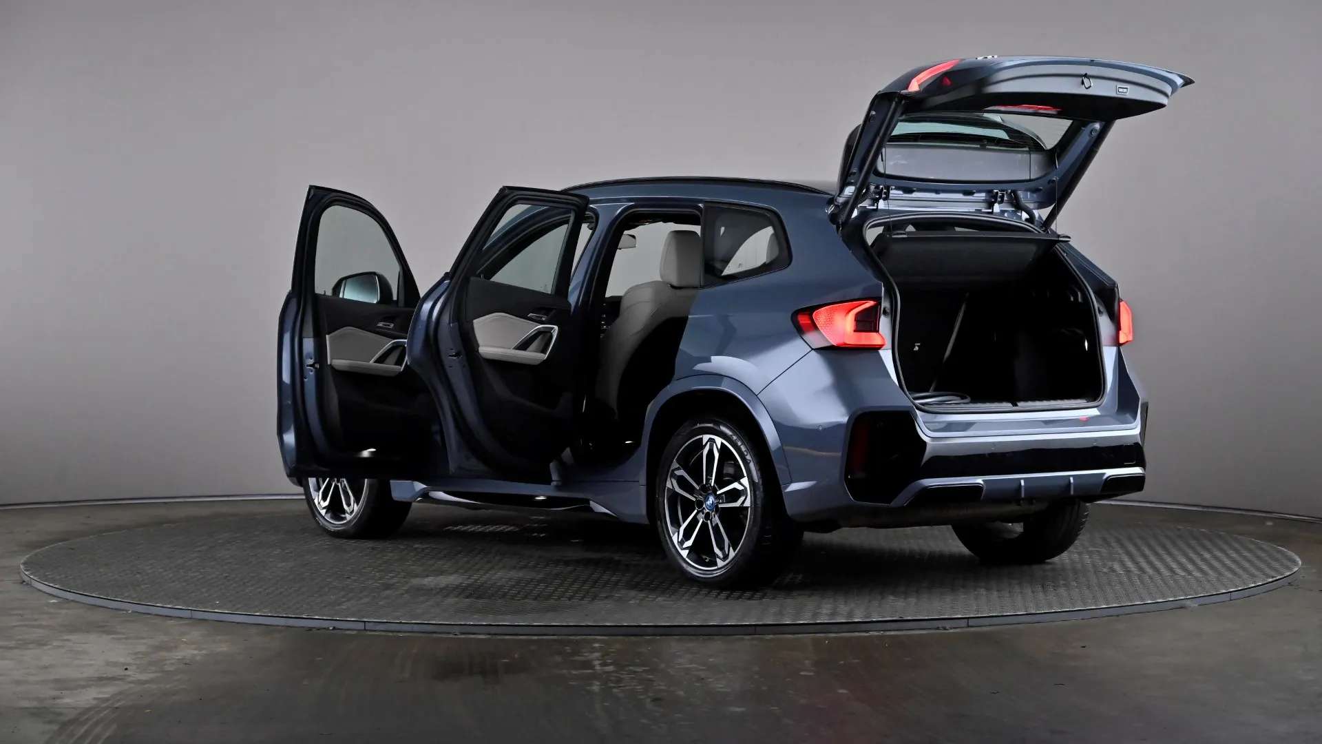 2023 BMW X1 2023 BMW X1