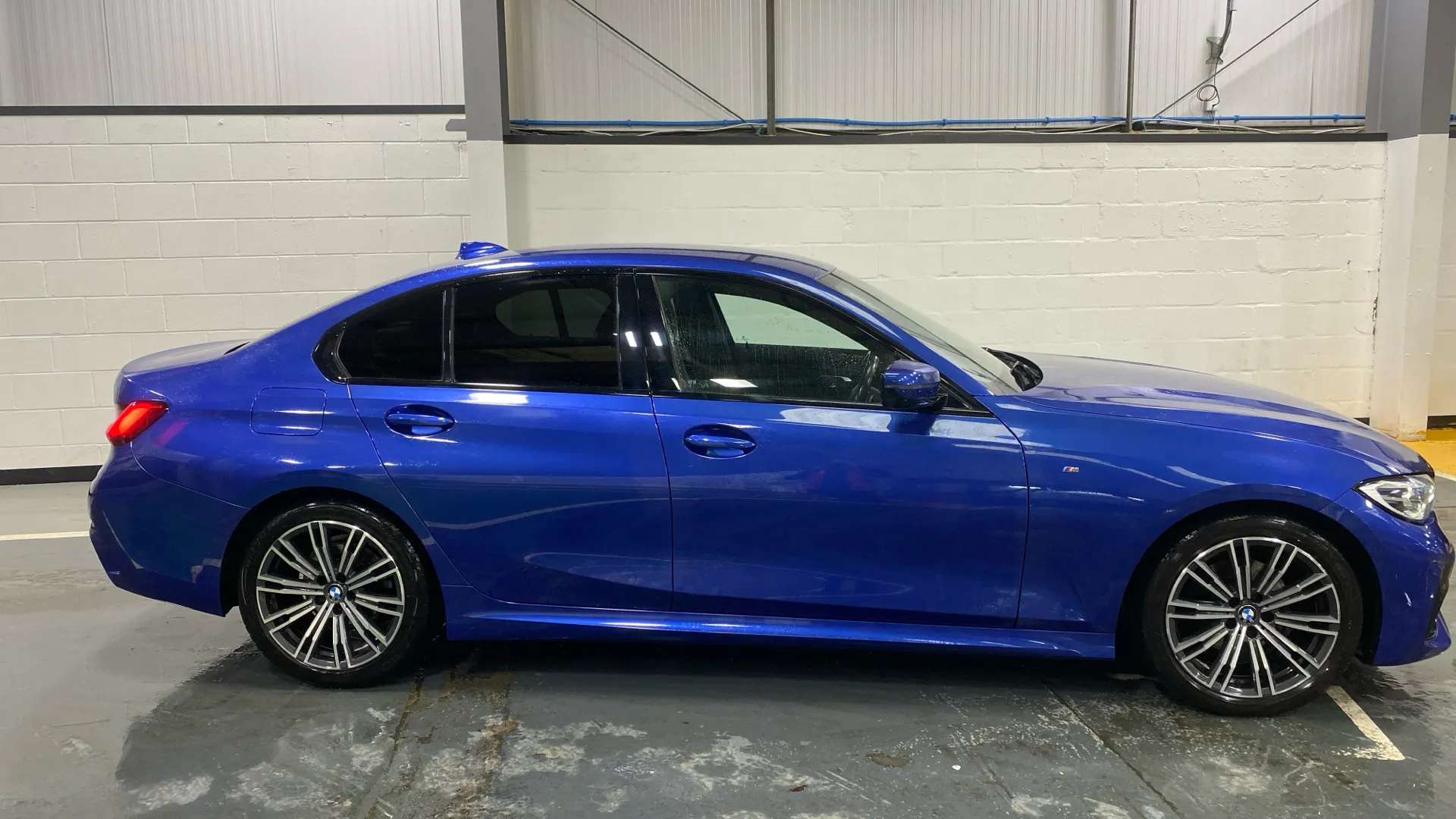 A 2021 BMW 3 SERIES 320i M Sport Step Auto A 2021 BMW 3 SERIES 320i M Sport Step Auto