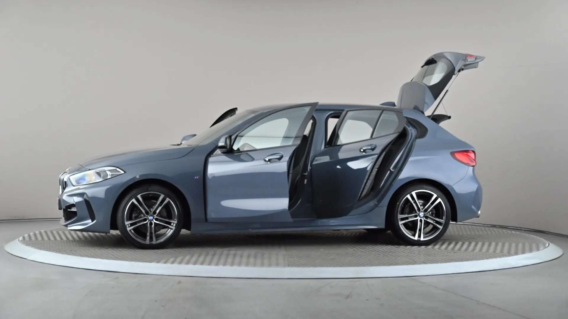 2022 BMW 1 SERIES 2022 BMW 1 SERIES