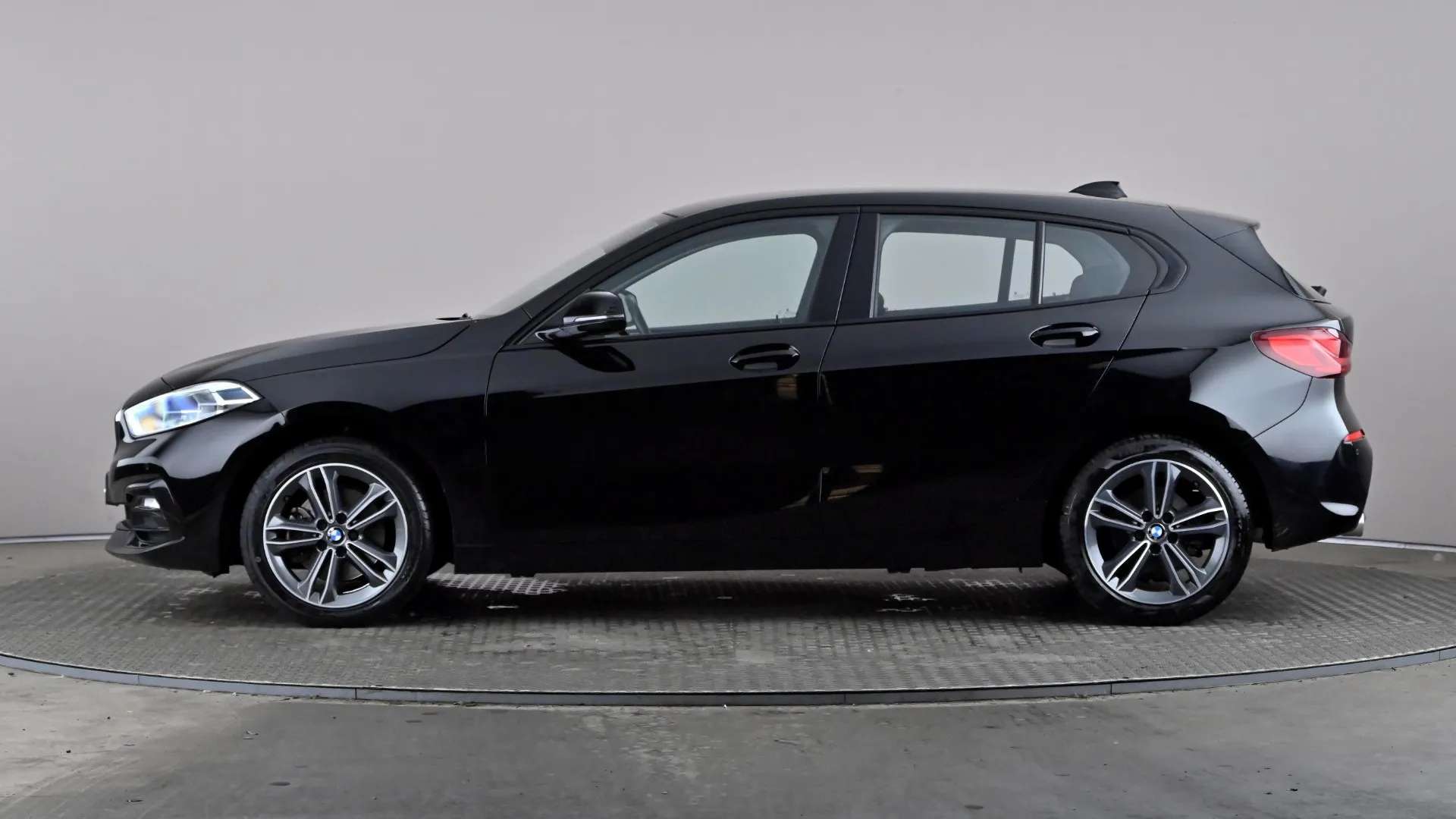 2022 BMW 1 SERIES 2022 BMW 1 SERIES