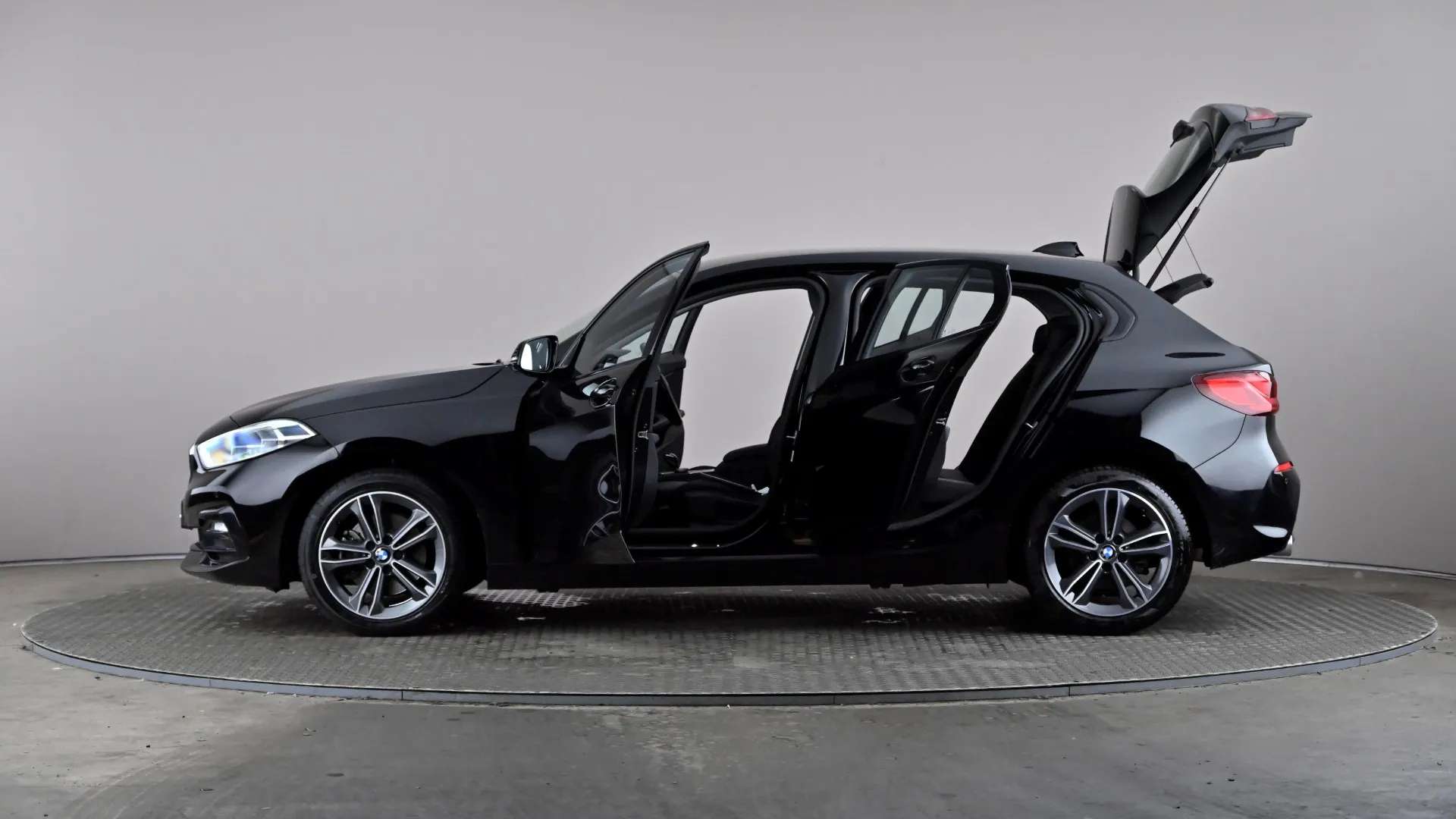 2022 BMW 1 SERIES 2022 BMW 1 SERIES