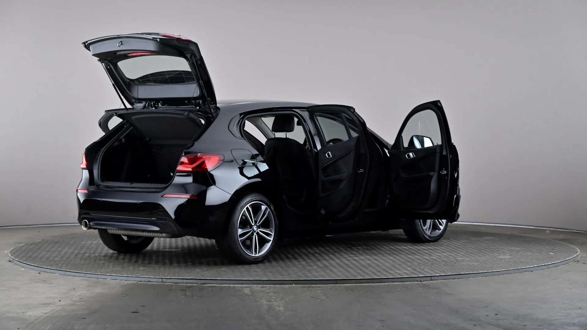 2022 BMW 1 SERIES 2022 BMW 1 SERIES