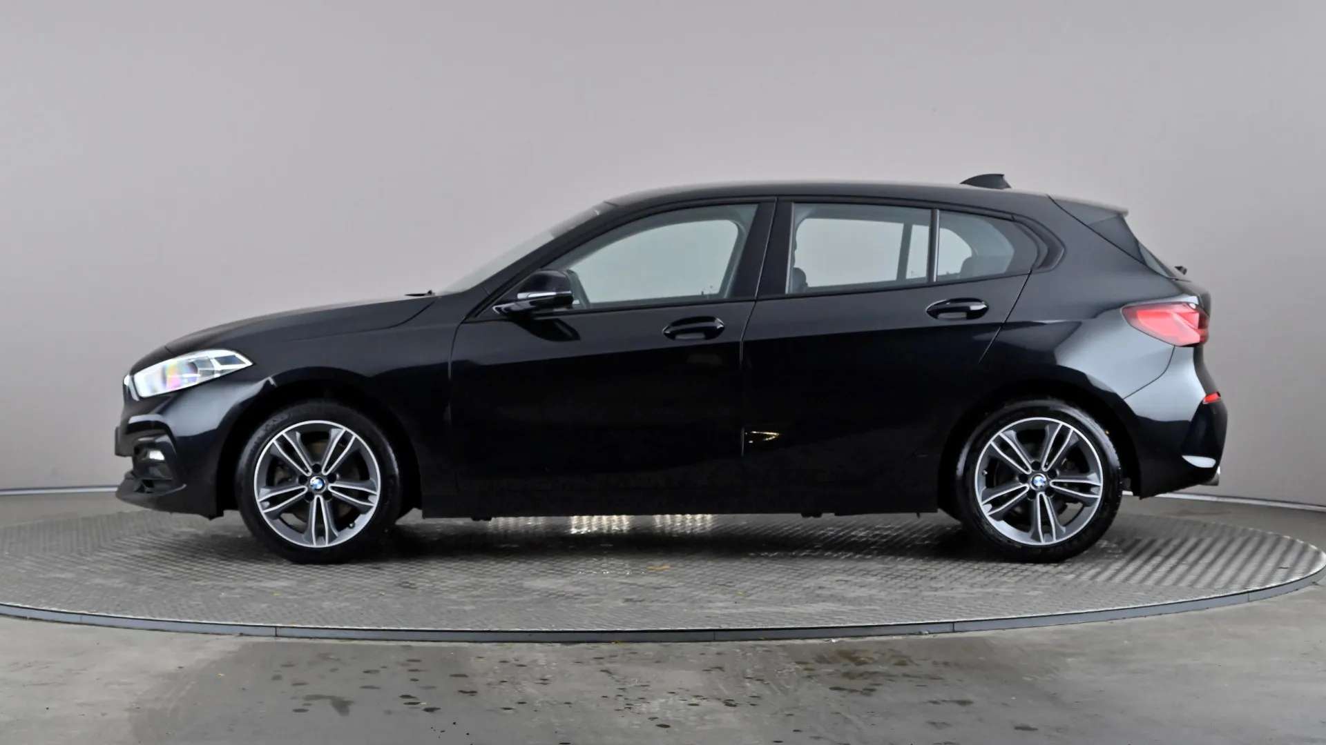 2021 BMW 1 SERIES 2021 BMW 1 SERIES