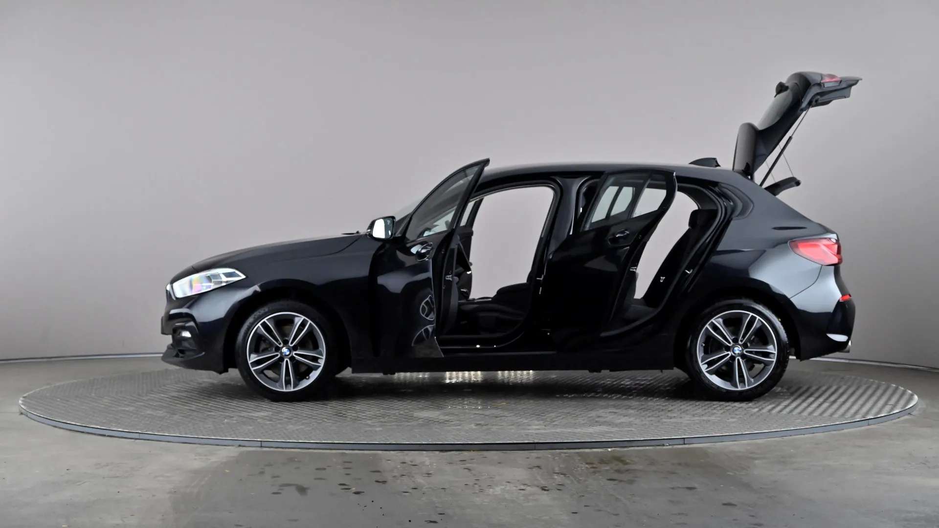 2021 BMW 1 SERIES 2021 BMW 1 SERIES