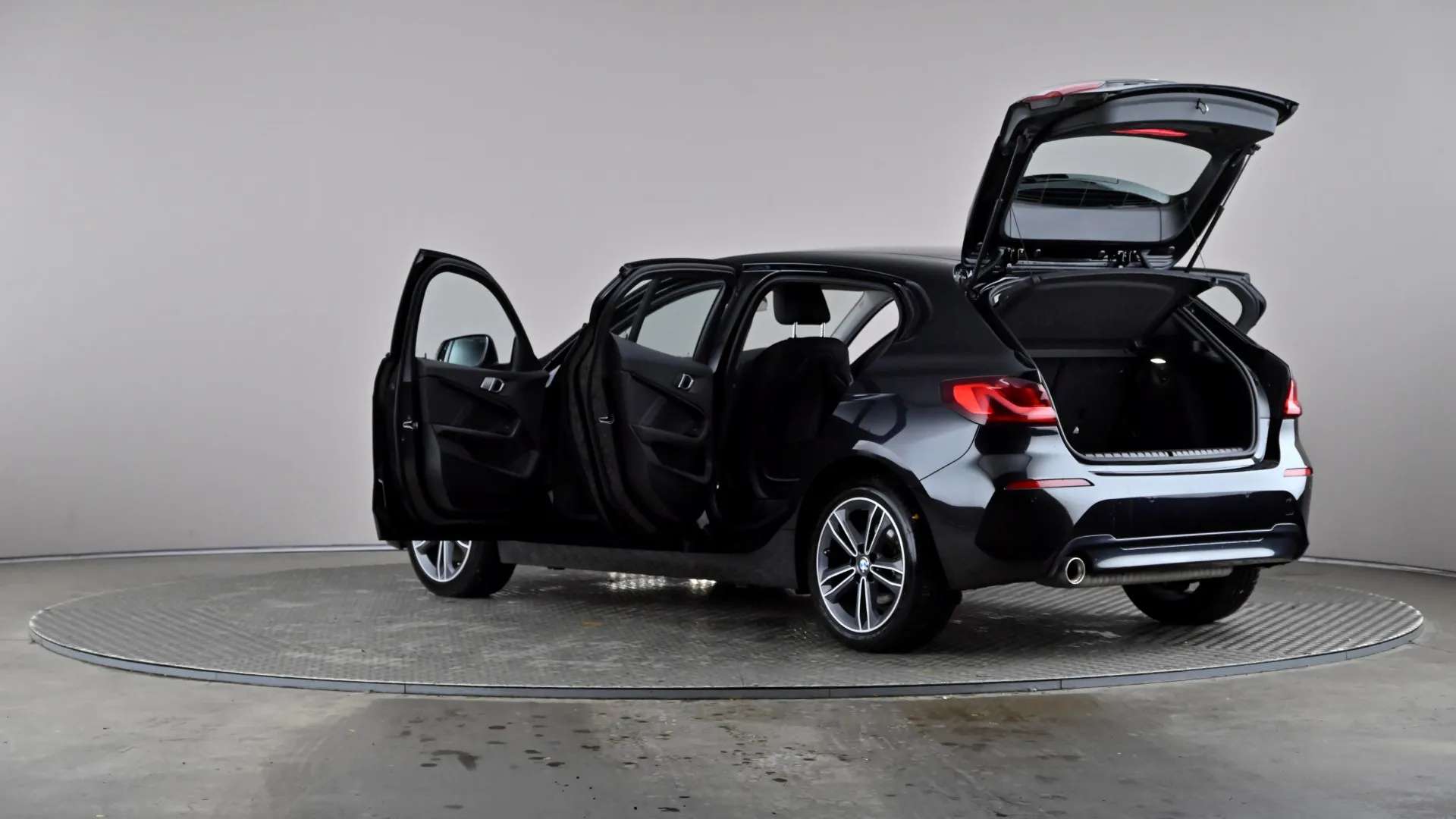 2021 BMW 1 SERIES 2021 BMW 1 SERIES