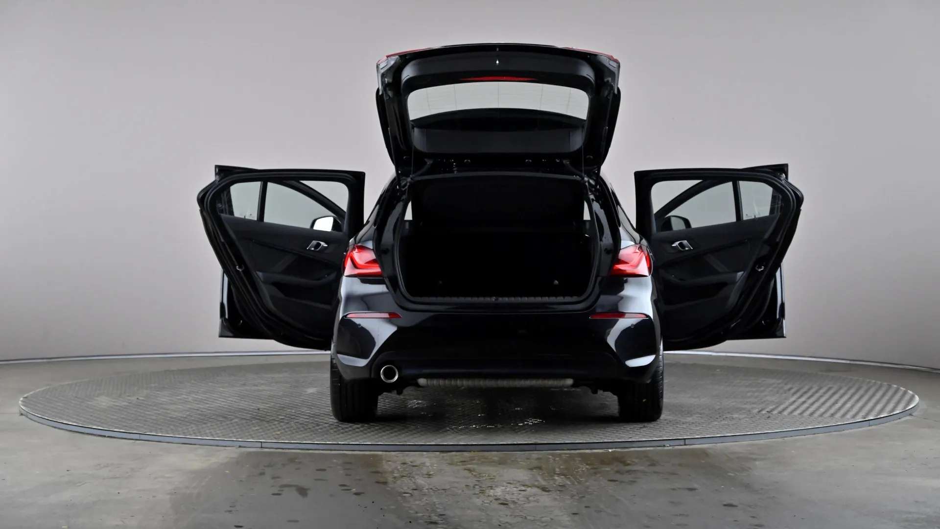 2021 BMW 1 SERIES 2021 BMW 1 SERIES