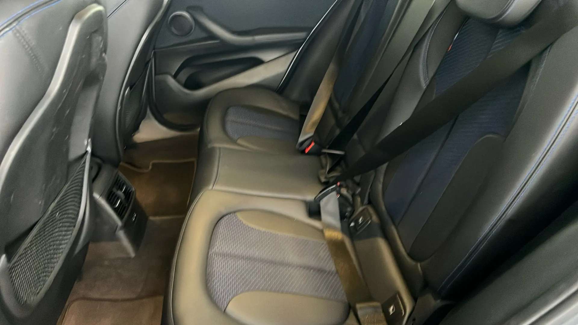 2022 BMW X2 2022 BMW X2
