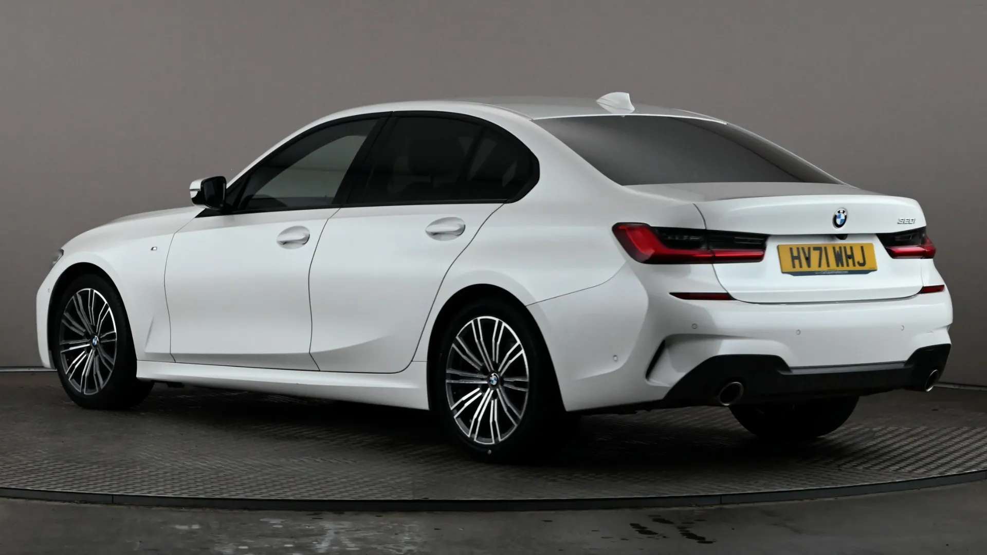 A 2021 BMW 3 SERIES 320i M Sport Step Auto A 2021 BMW 3 SERIES 320i M Sport Step Auto