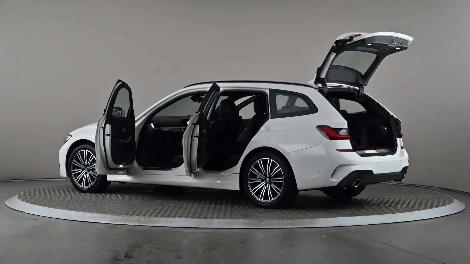2021 BMW 3 SERIES TOURING 2021 BMW 3 SERIES TOURING