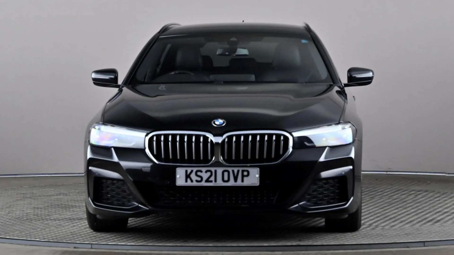 A 2021 BMW 5 SERIES TOURING 520d xDrive MHT M Sport Step Auto A 2021 BMW 5 SERIES TOURING 520d xDrive MHT M Sport Step Auto