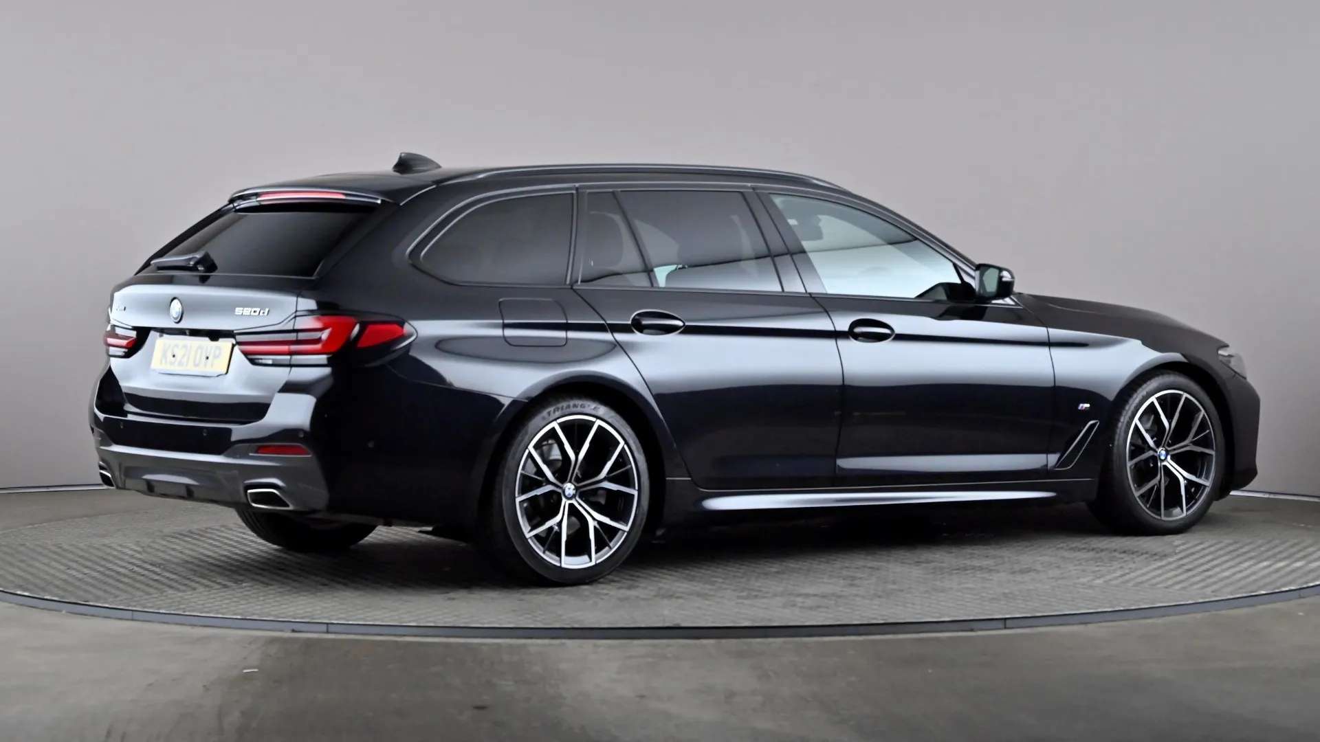 2021 BMW 5 SERIES TOURING 2021 BMW 5 SERIES TOURING