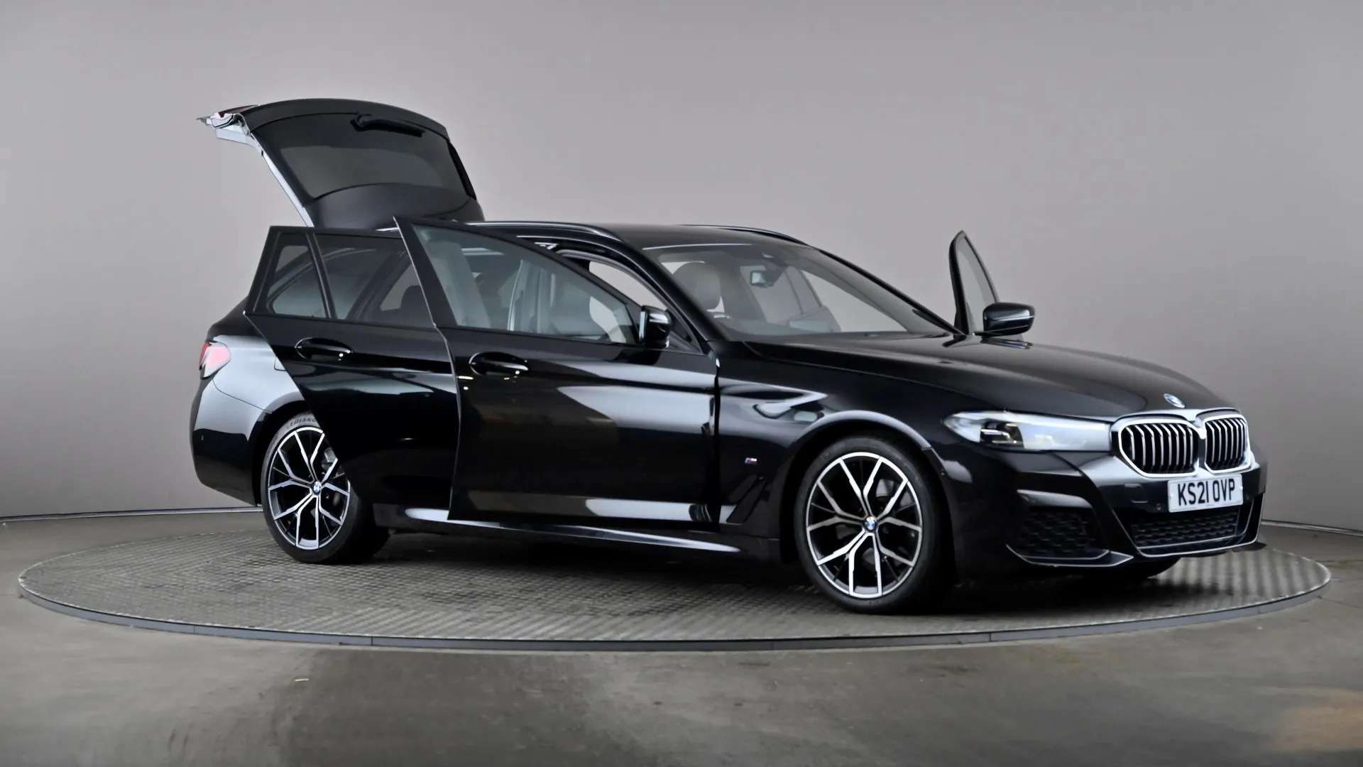 2021 BMW 5 SERIES TOURING 2021 BMW 5 SERIES TOURING