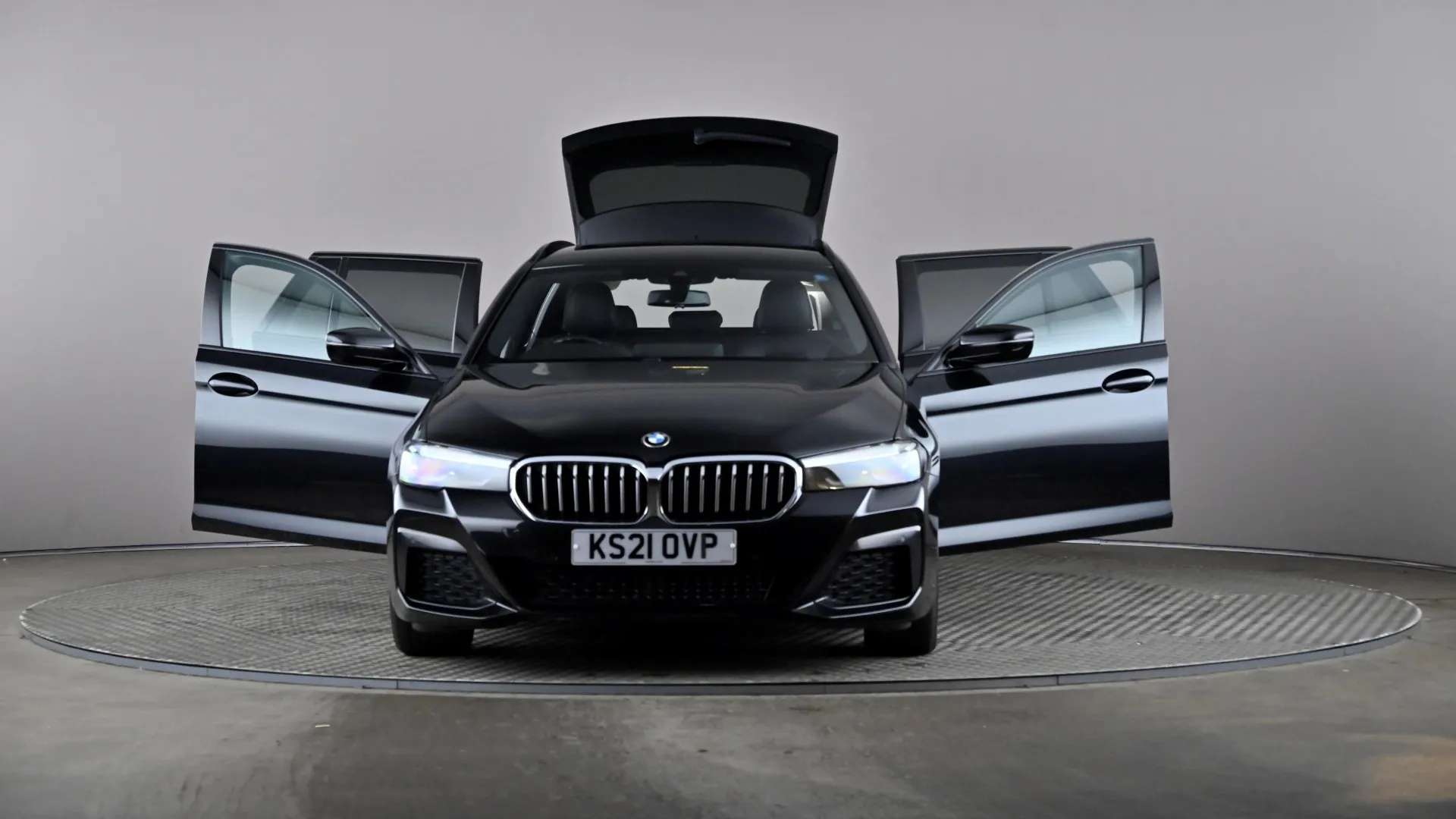 2021 BMW 5 SERIES TOURING 2021 BMW 5 SERIES TOURING