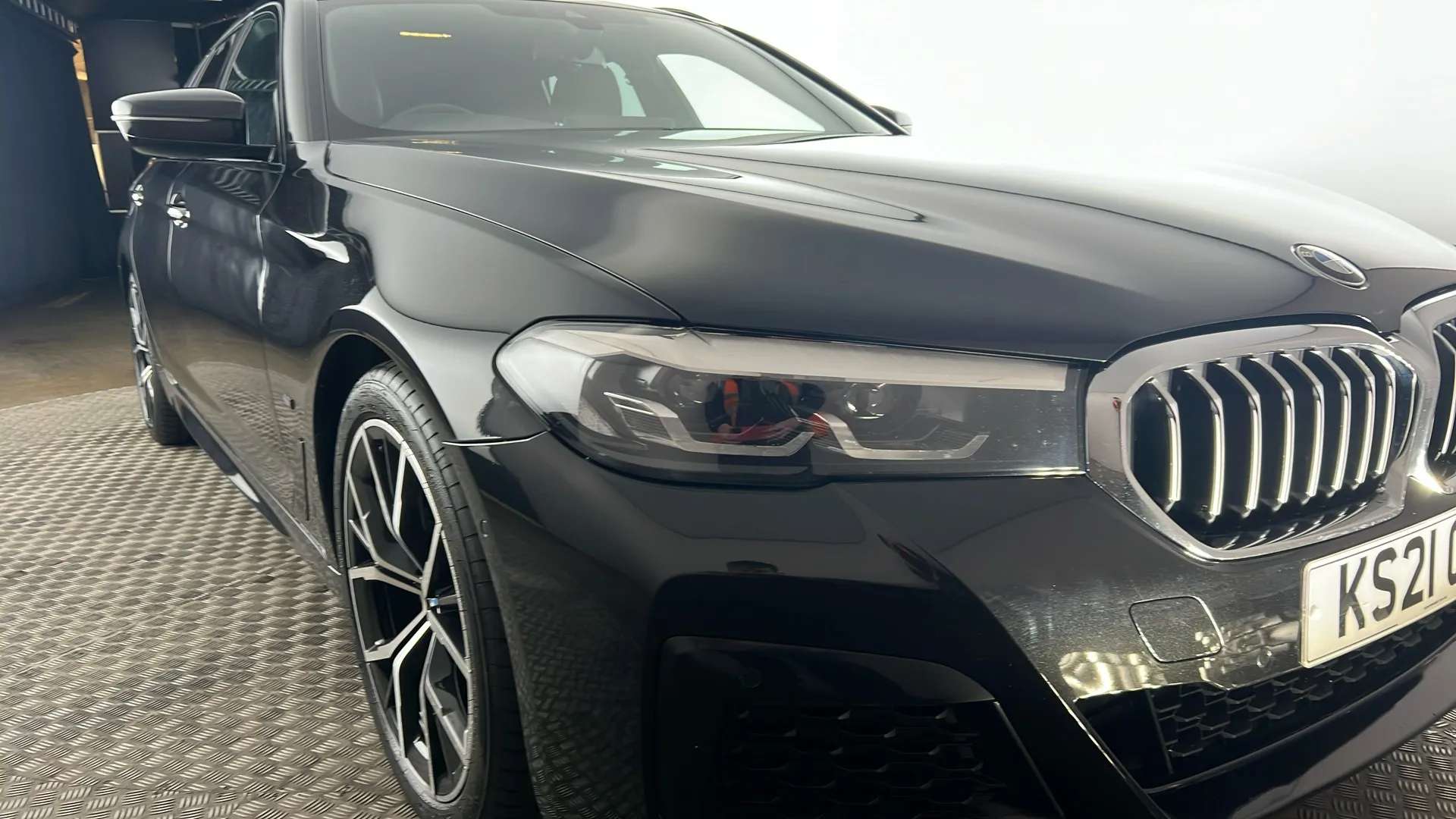 2021 BMW 5 SERIES TOURING 2021 BMW 5 SERIES TOURING