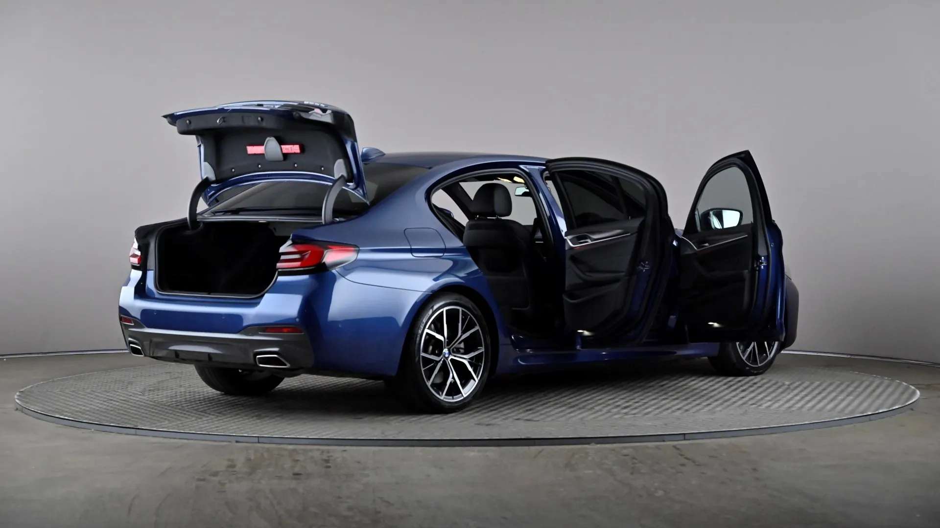 2021 BMW 5 SERIES 2021 BMW 5 SERIES