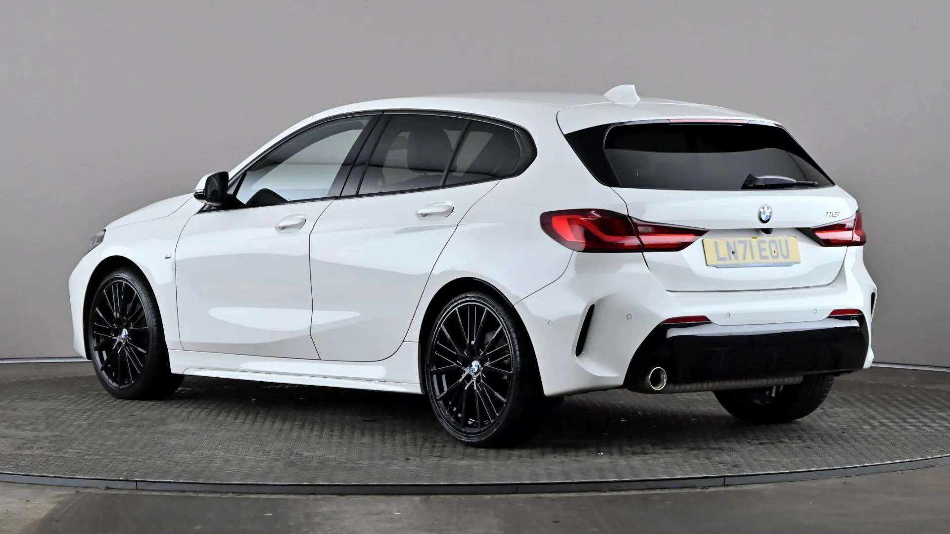 2021 BMW 1 SERIES 2021 BMW 1 SERIES