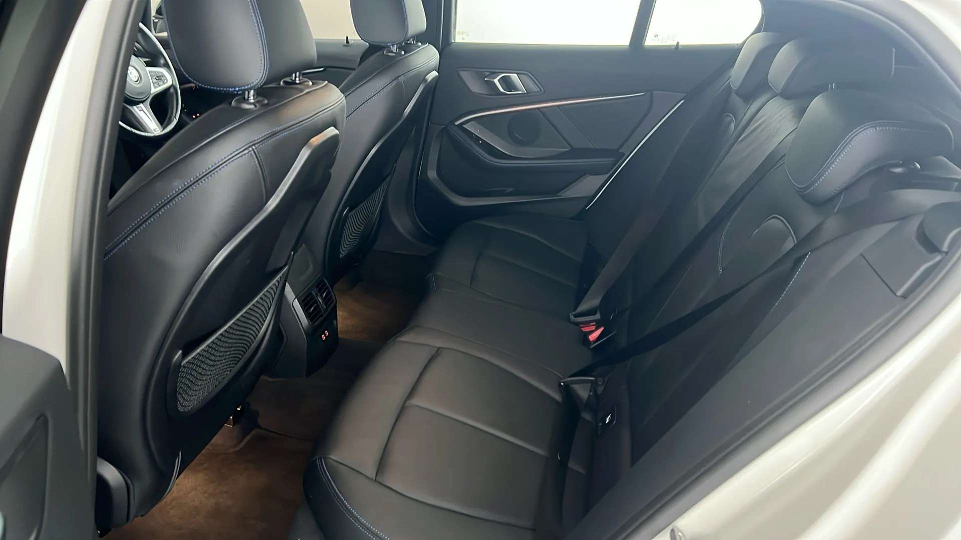 2021 BMW 1 SERIES 2021 BMW 1 SERIES
