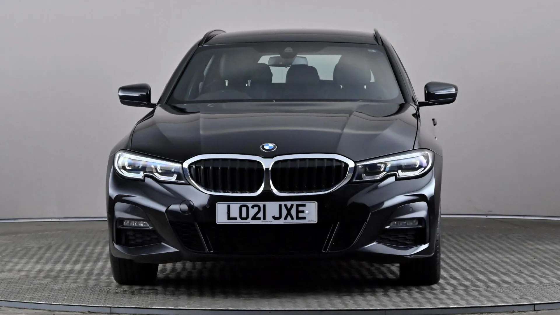 A 2021 BMW 3 SERIES TOURING 330e M Sport Step Auto A 2021 BMW 3 SERIES TOURING 330e M Sport Step Auto