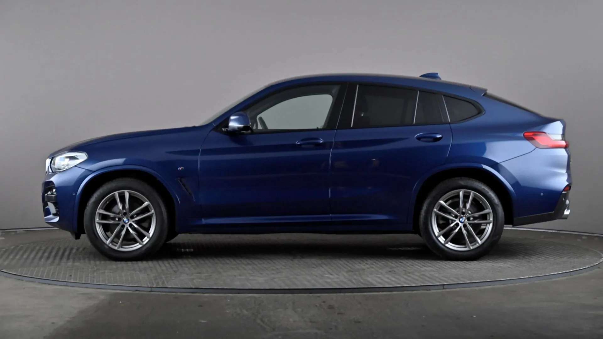 A 2021 BMW X4 xDrive20d MHT M Sport Step Auto A 2021 BMW X4 xDrive20d MHT M Sport Step Auto