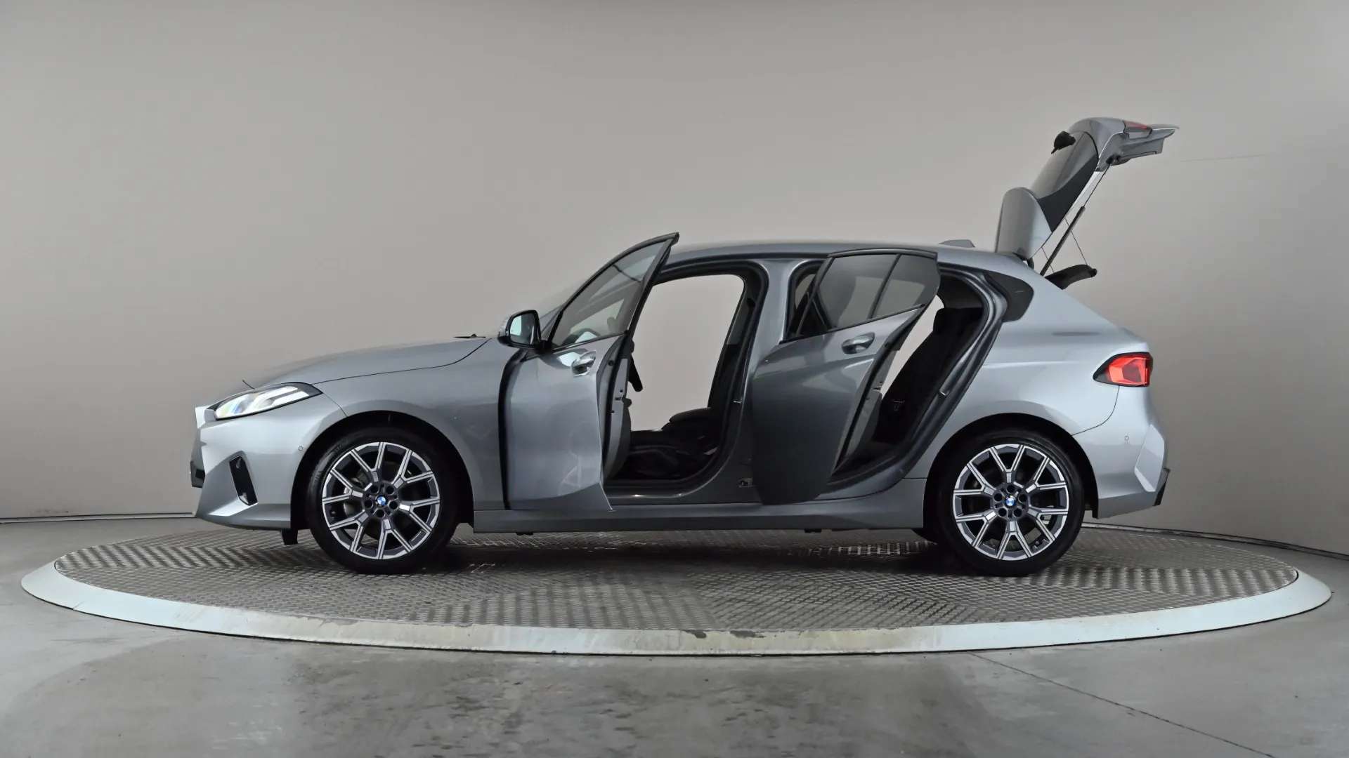 2025 BMW 1 SERIES 2025 BMW 1 SERIES