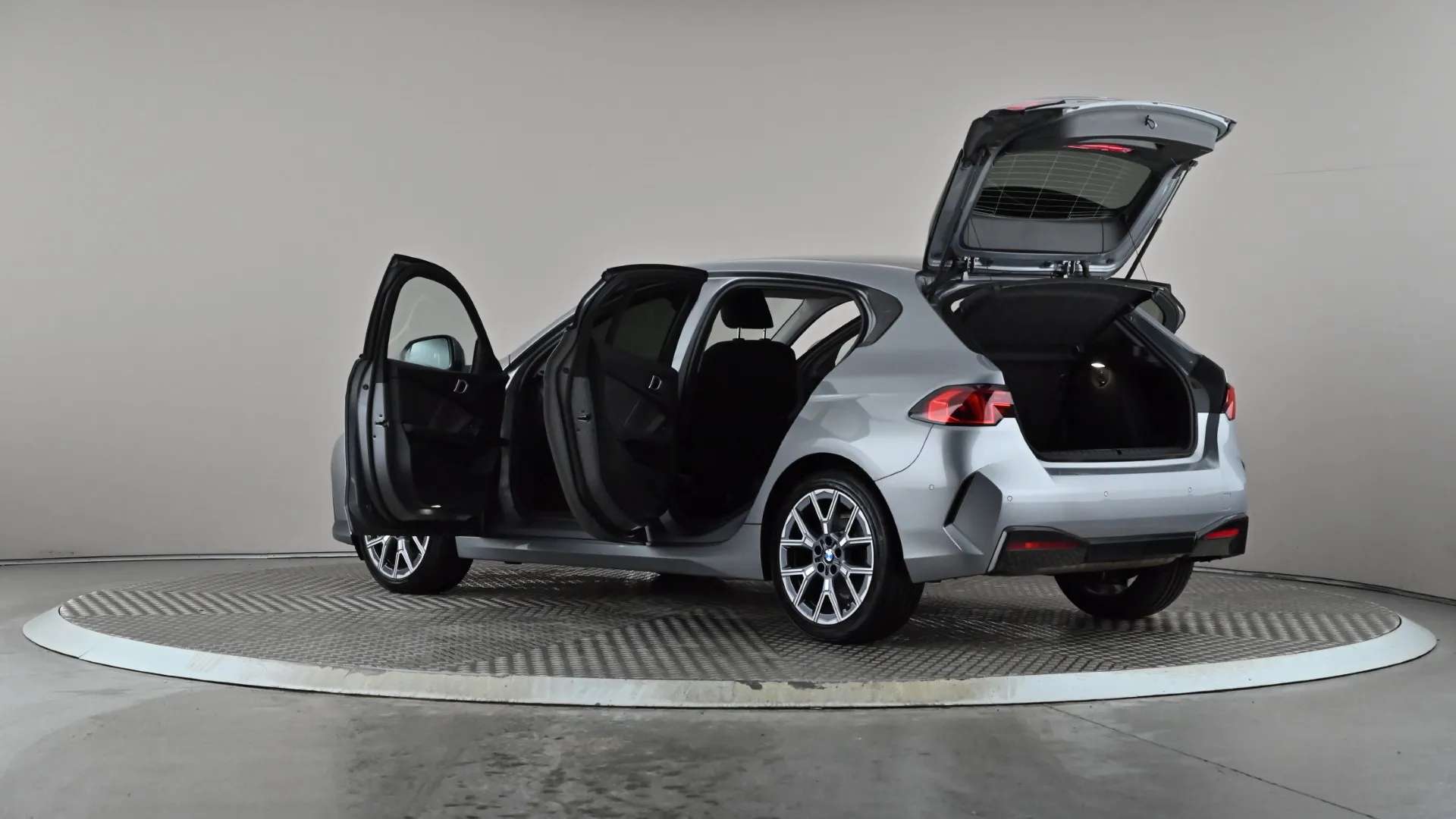 2025 BMW 1 SERIES 2025 BMW 1 SERIES