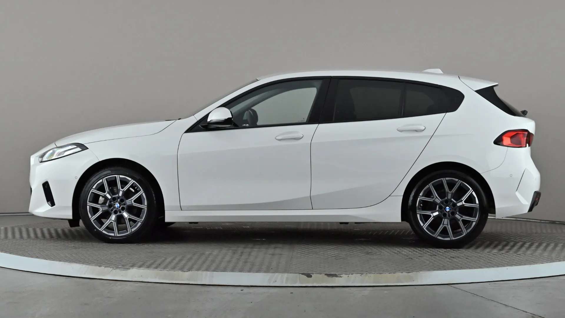 A 2025 BMW 1 SERIES 120 Sport Step Auto A 2025 BMW 1 SERIES 120 Sport Step Auto