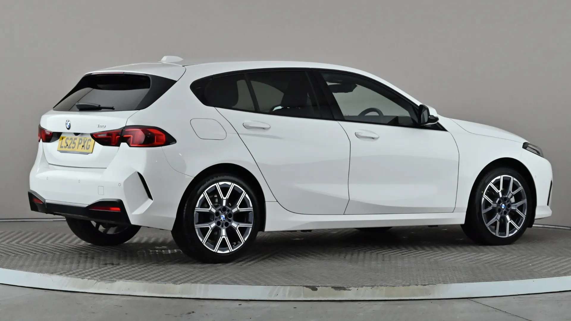 2025 BMW 1 SERIES 2025 BMW 1 SERIES