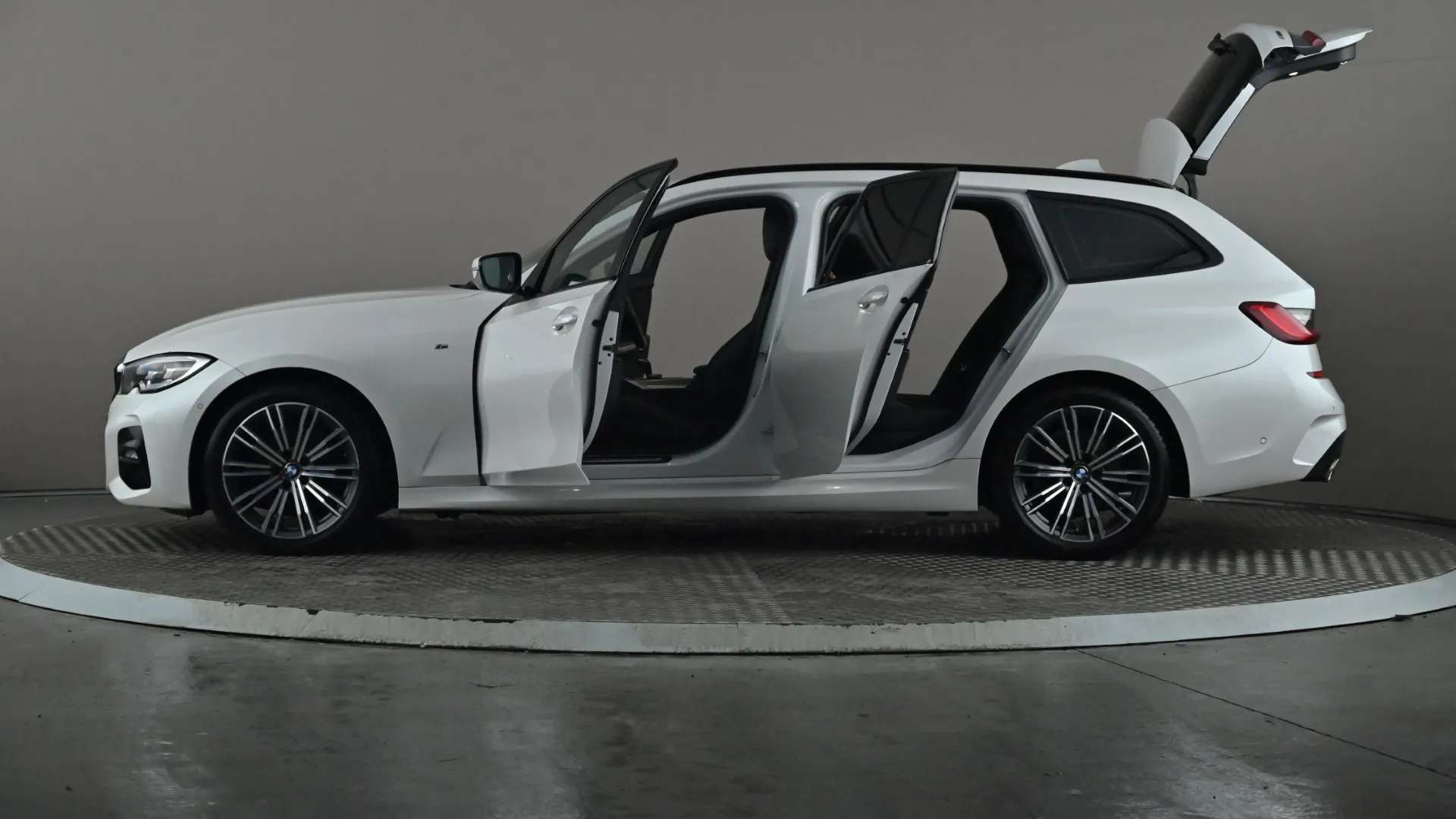 2020 BMW 3 SERIES TOURING 2020 BMW 3 SERIES TOURING