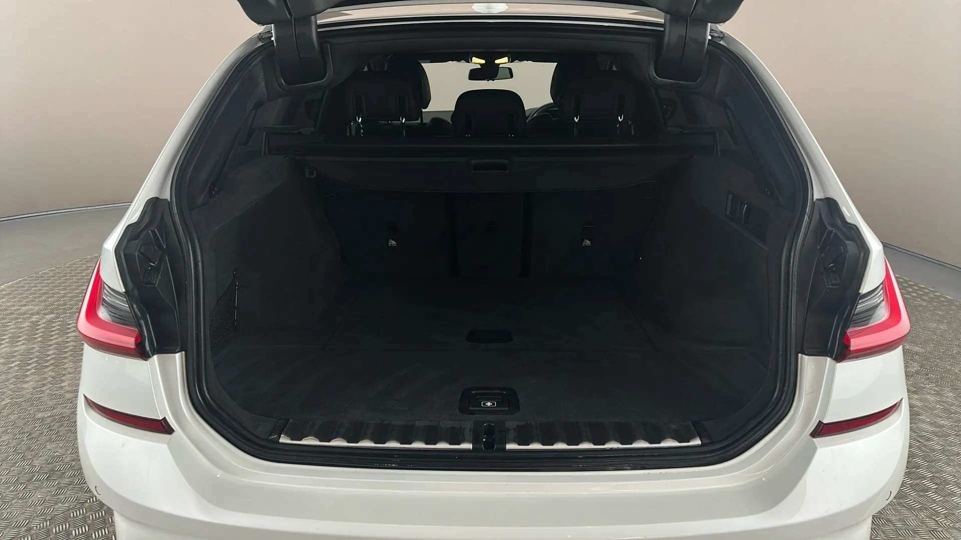 2020 BMW 3 SERIES TOURING 2020 BMW 3 SERIES TOURING