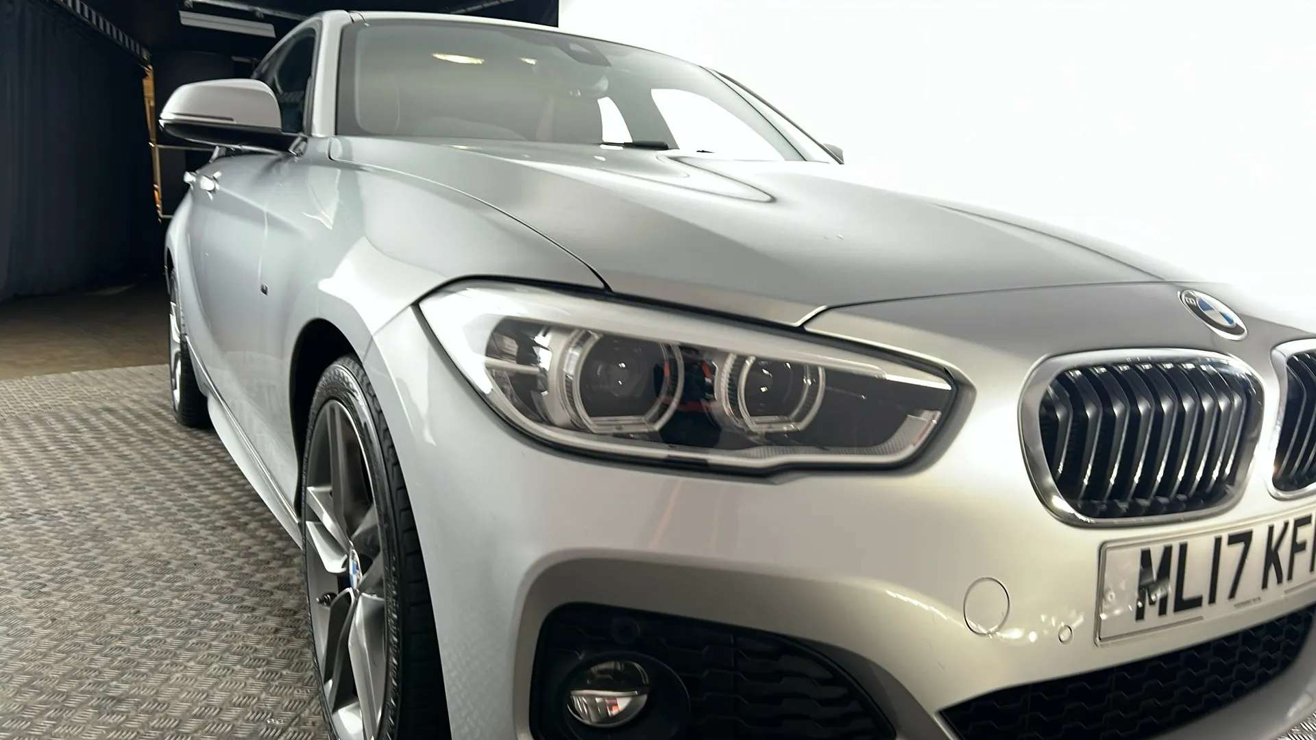 2017 BMW 1 SERIES 2017 BMW 1 SERIES