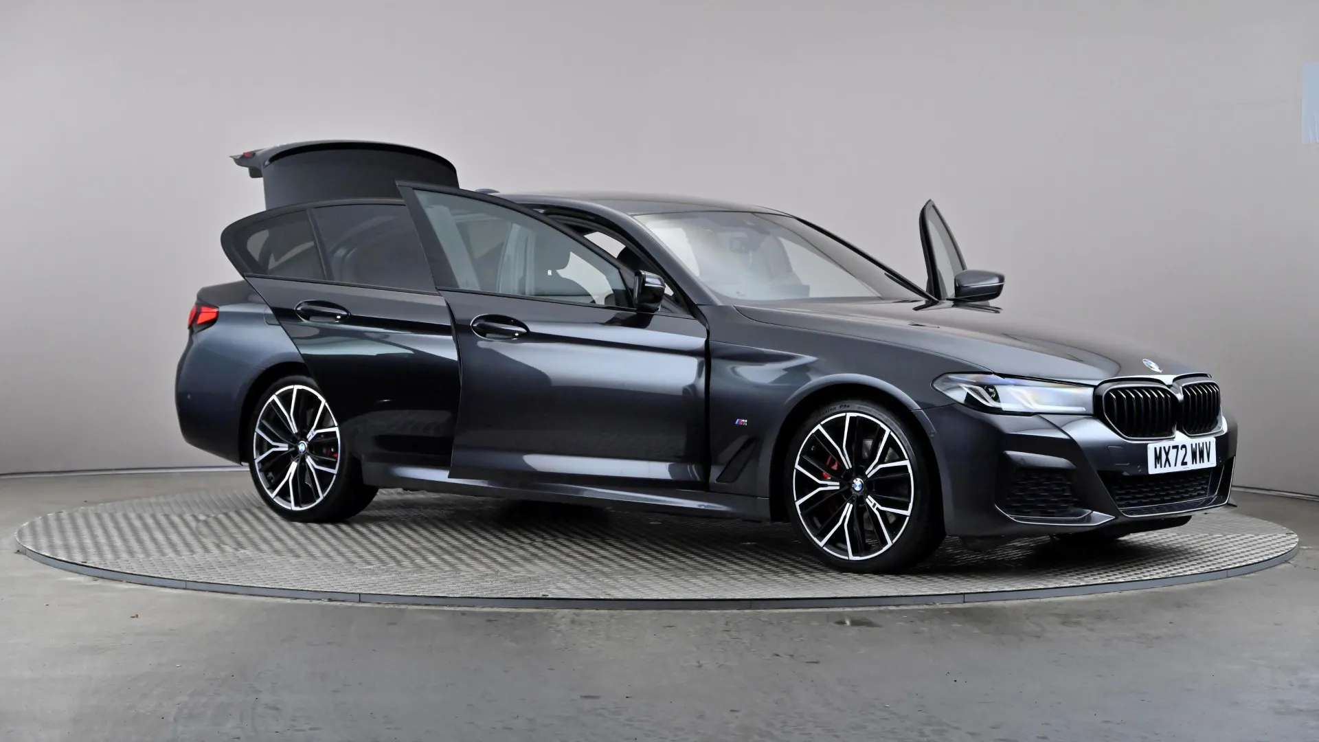 2022 BMW 5 SERIES 2022 BMW 5 SERIES