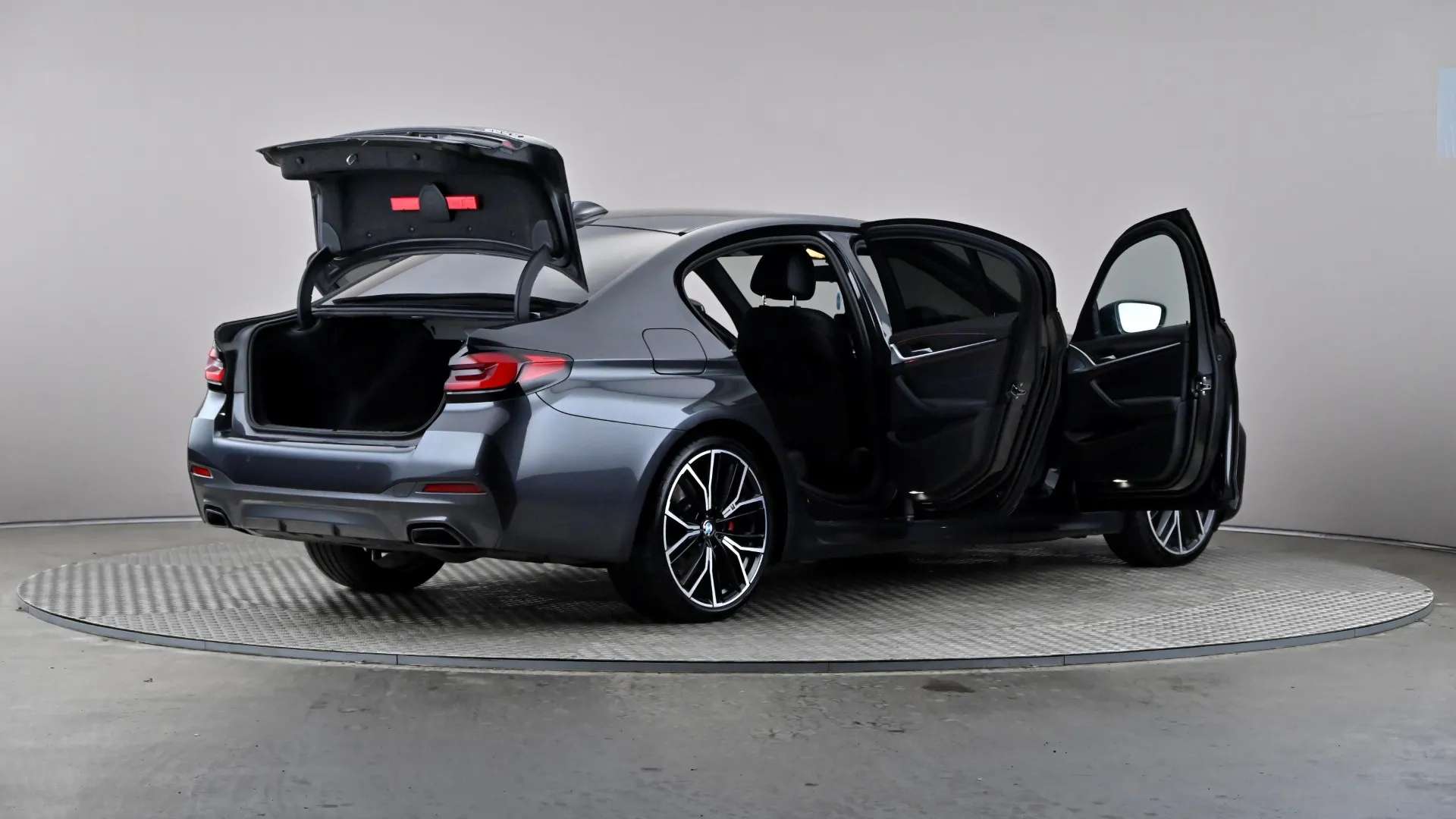 2022 BMW 5 SERIES 2022 BMW 5 SERIES