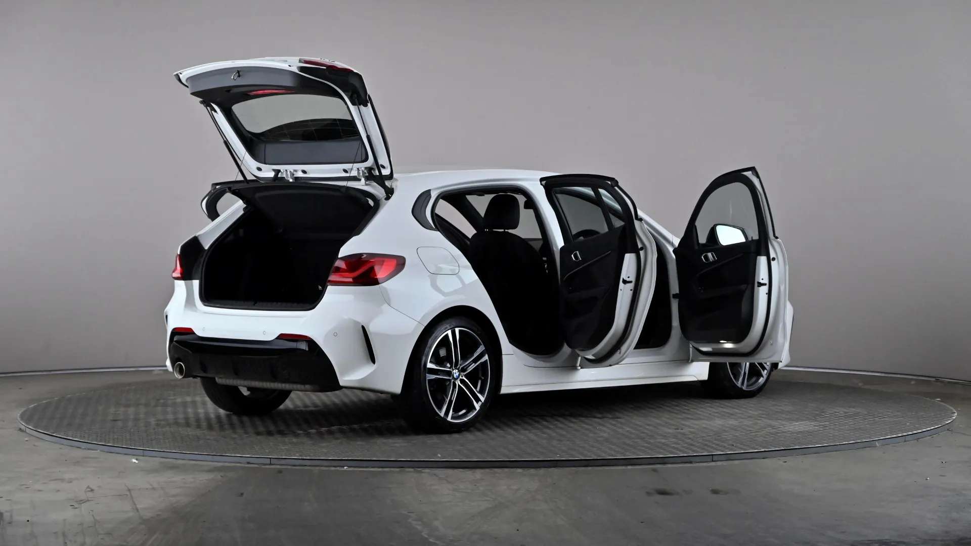 2022 BMW 1 SERIES 2022 BMW 1 SERIES