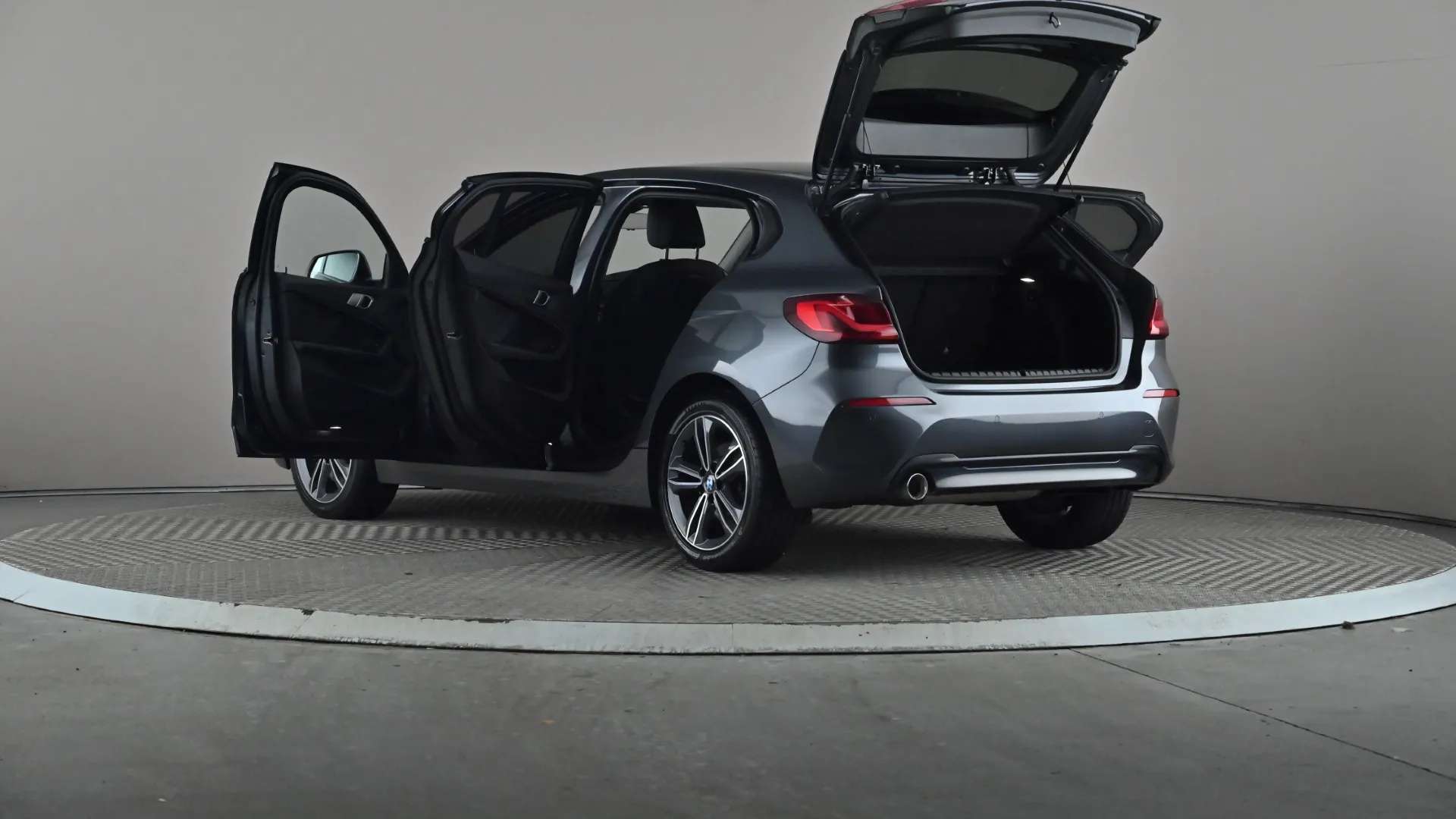 2021 BMW 1 SERIES 2021 BMW 1 SERIES