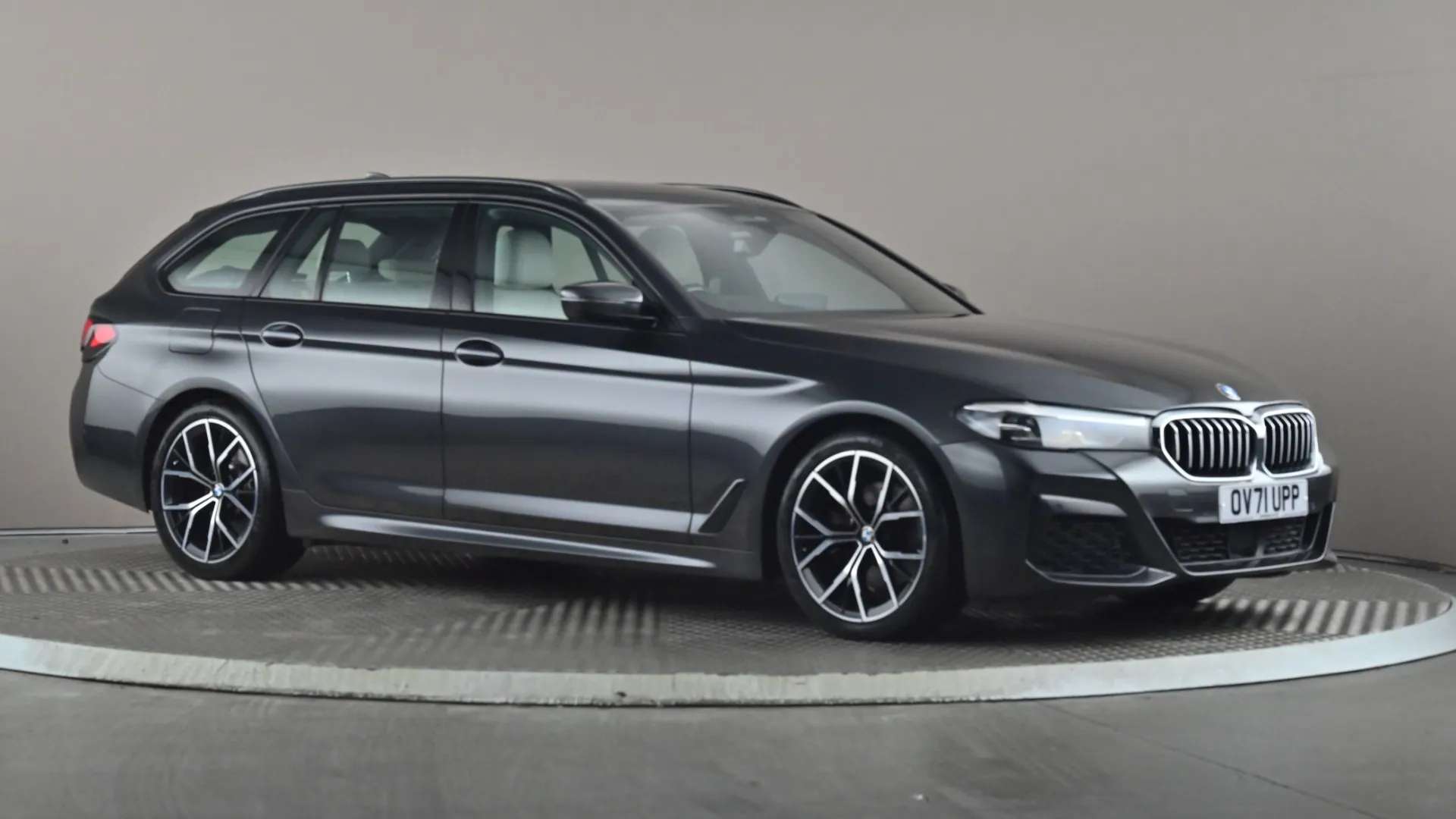 2021 BMW 5 SERIES TOURING 2021 BMW 5 SERIES TOURING