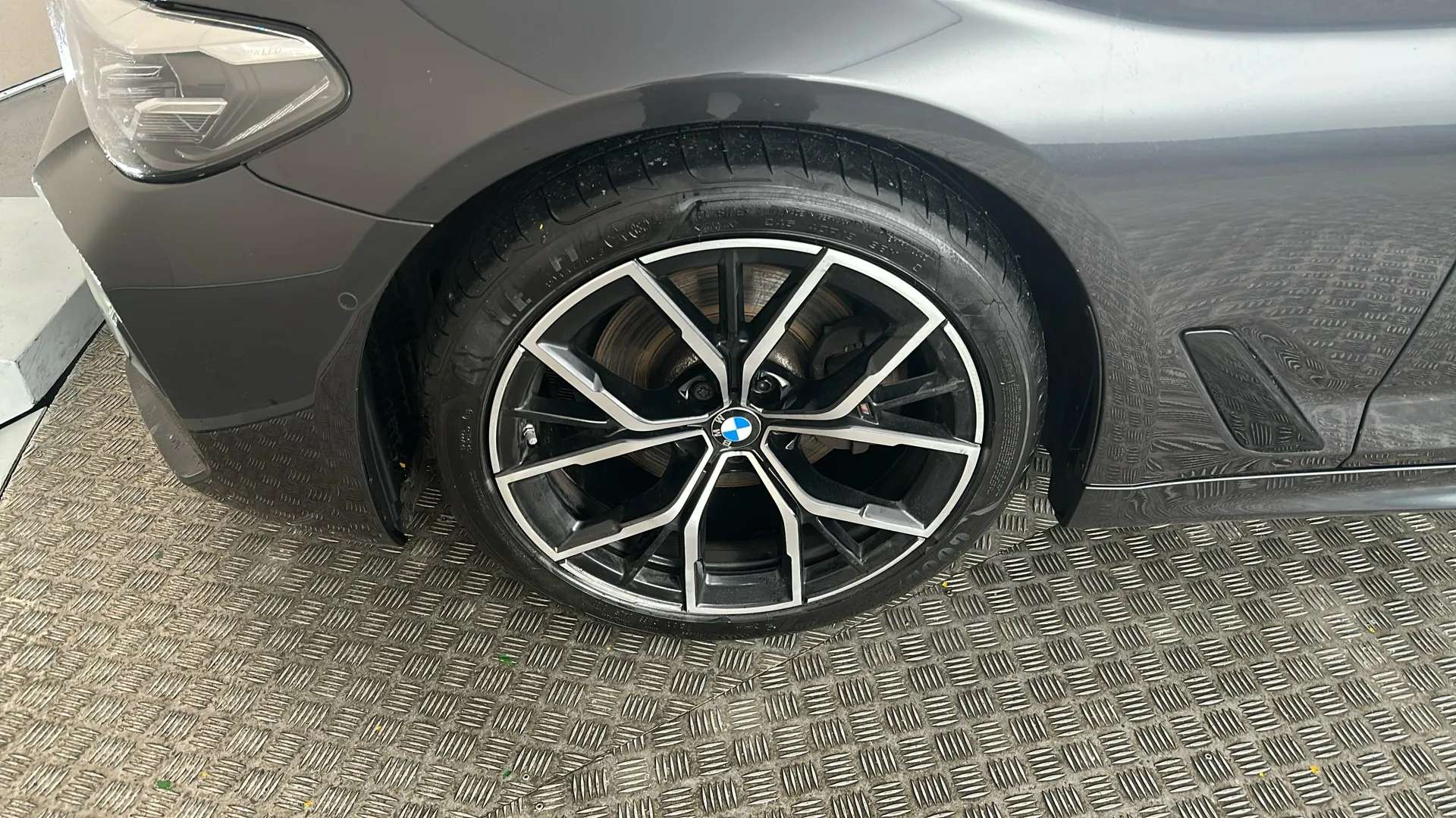 2021 BMW 5 SERIES TOURING 2021 BMW 5 SERIES TOURING