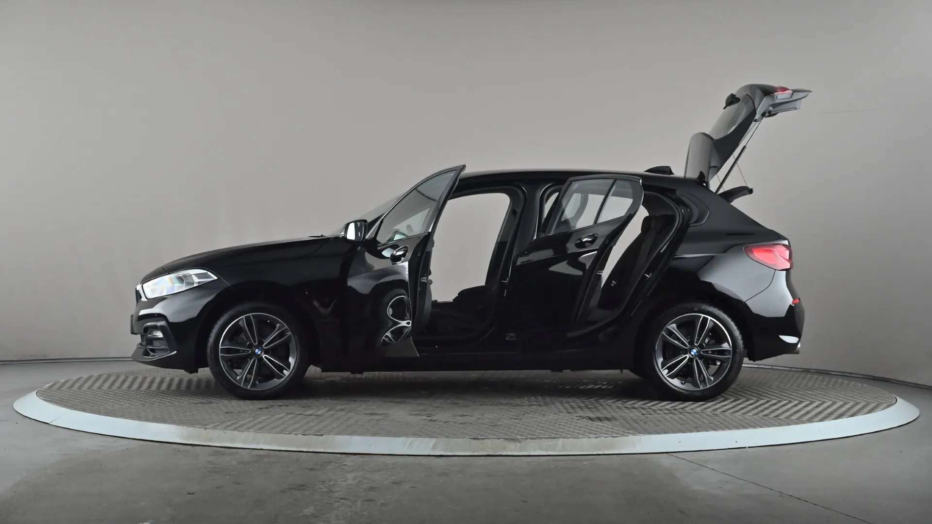 2024 BMW 1 SERIES 2024 BMW 1 SERIES