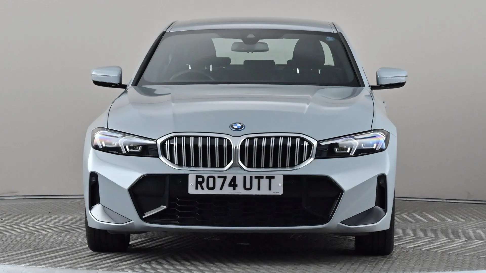 A 2024 BMW 3 SERIES 330e 22.3 kWh M Sport Step Auto A 2024 BMW 3 SERIES 330e 22.3 kWh M Sport Step Auto