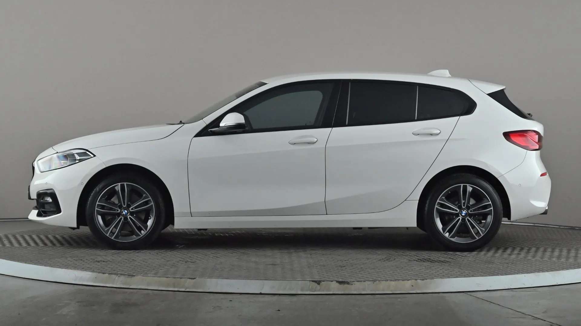 A 2021 BMW 1 SERIES 116d Sport Step Auto A 2021 BMW 1 SERIES 116d Sport Step Auto