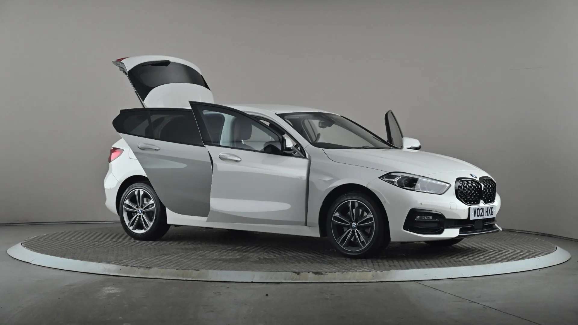 2021 BMW 1 SERIES 2021 BMW 1 SERIES