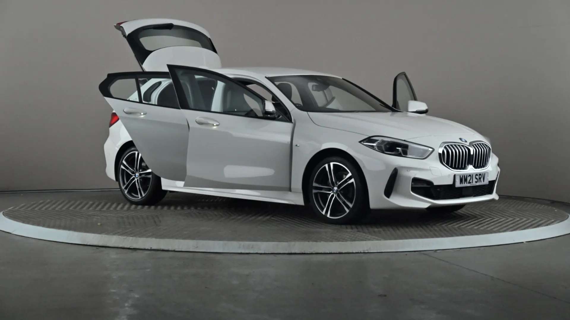 2021 BMW 1 SERIES 2021 BMW 1 SERIES