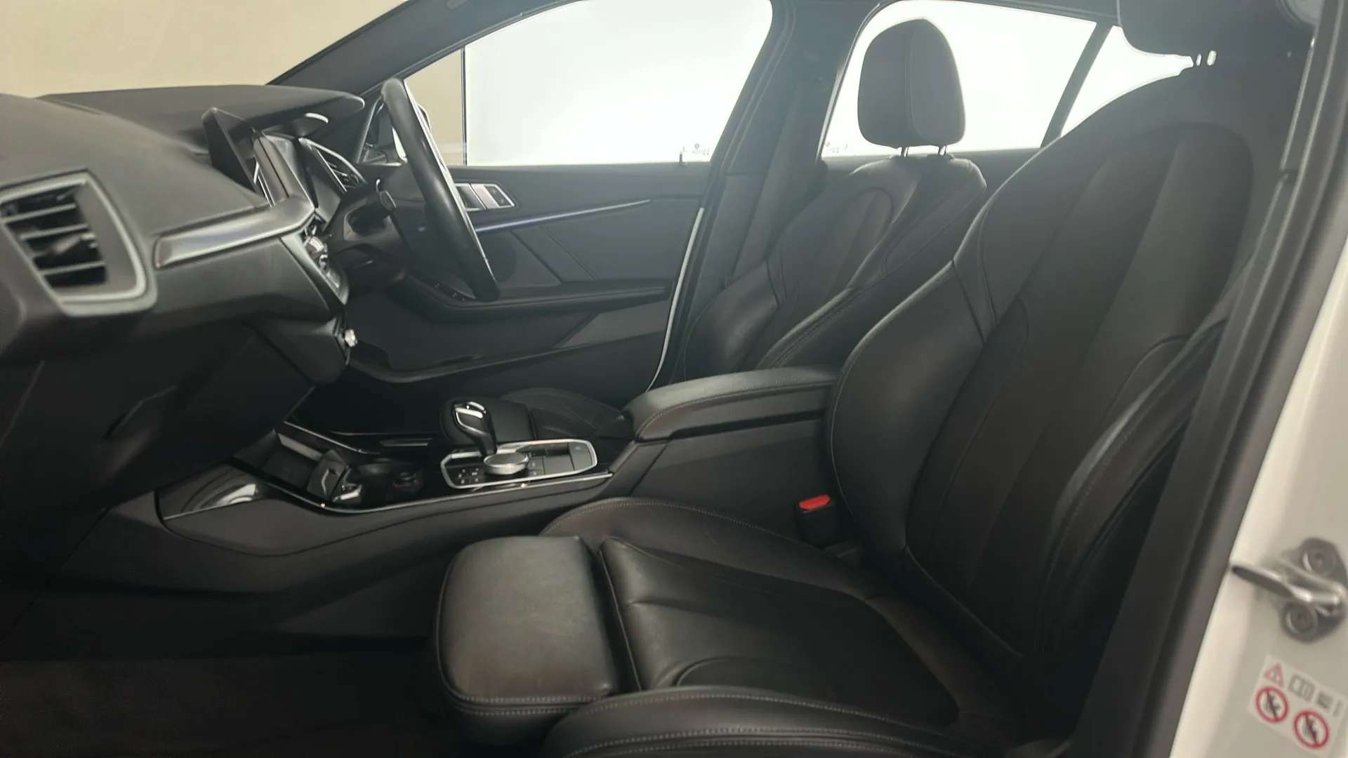 2021 BMW 1 SERIES 2021 BMW 1 SERIES