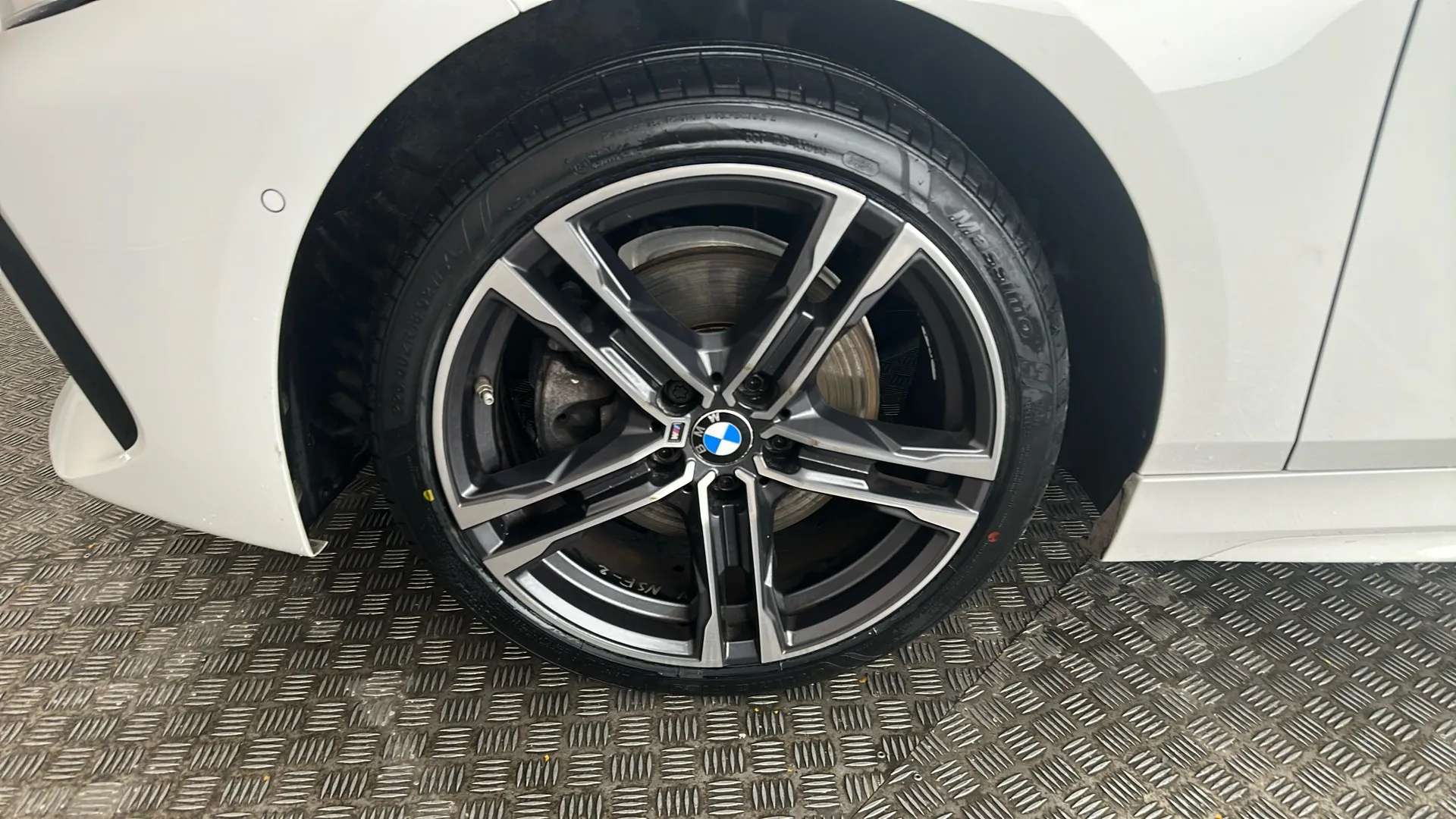 2021 BMW 1 SERIES 2021 BMW 1 SERIES