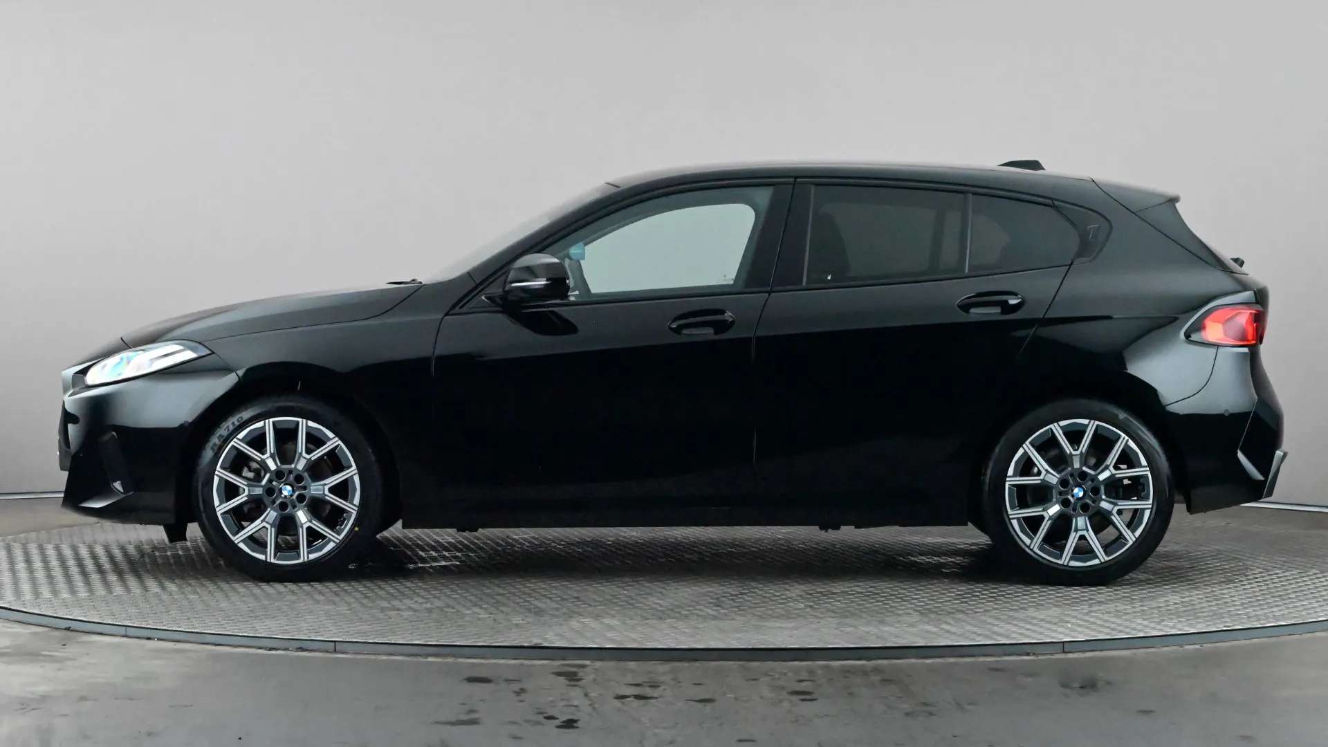 A 2025 BMW 1 SERIES 120 Sport Step Auto A 2025 BMW 1 SERIES 120 Sport Step Auto