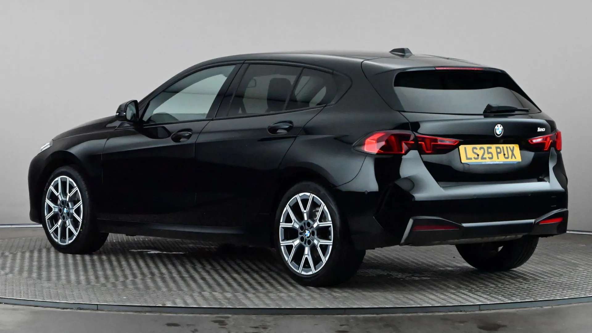 A 2025 BMW 1 SERIES 120 Sport Step Auto A 2025 BMW 1 SERIES 120 Sport Step Auto