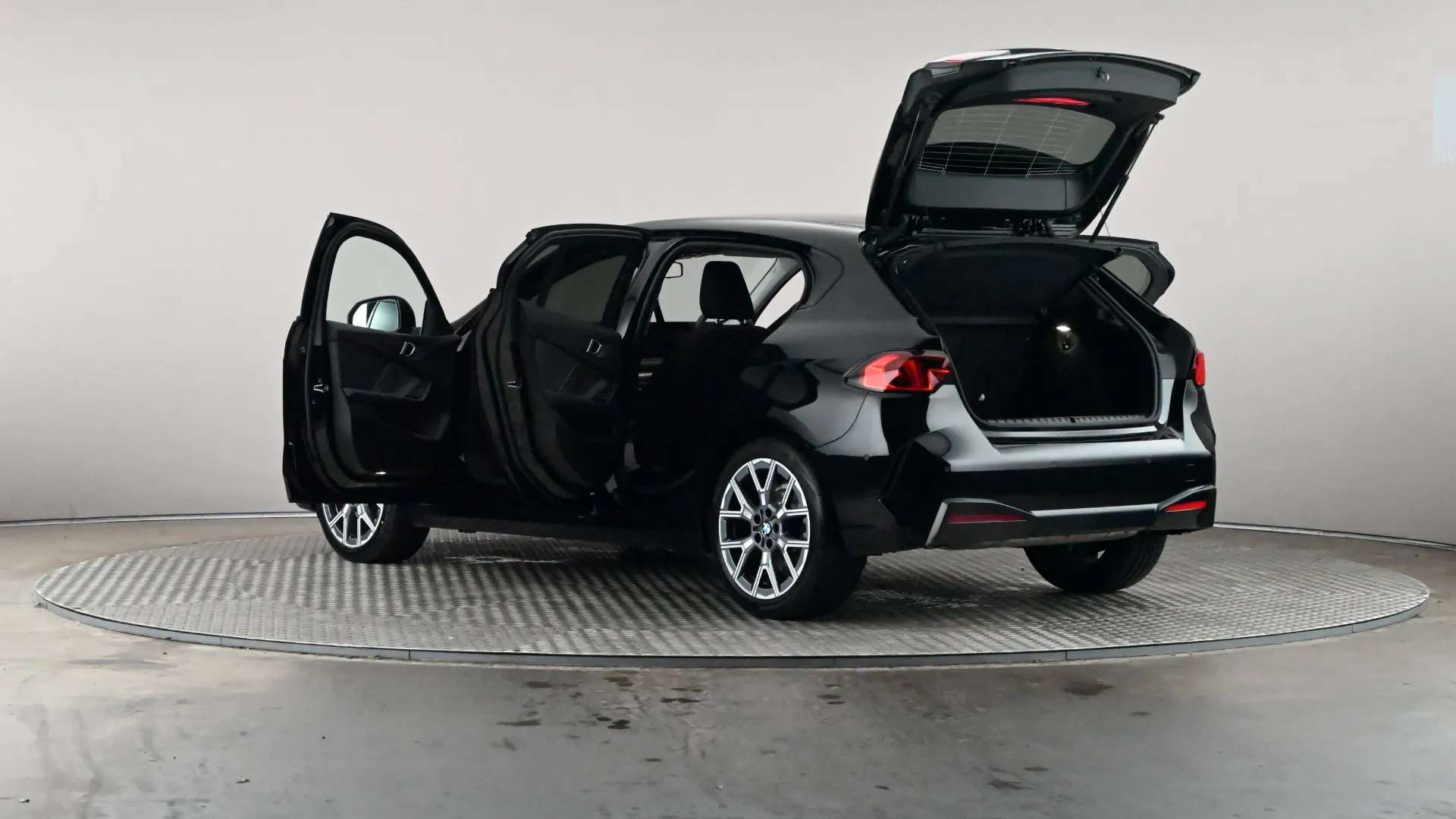 2025 BMW 1 SERIES 2025 BMW 1 SERIES