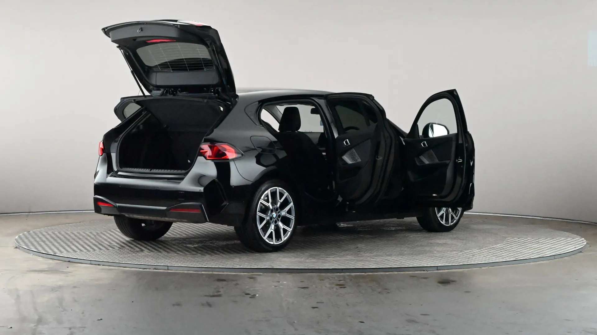 2025 BMW 1 SERIES 2025 BMW 1 SERIES