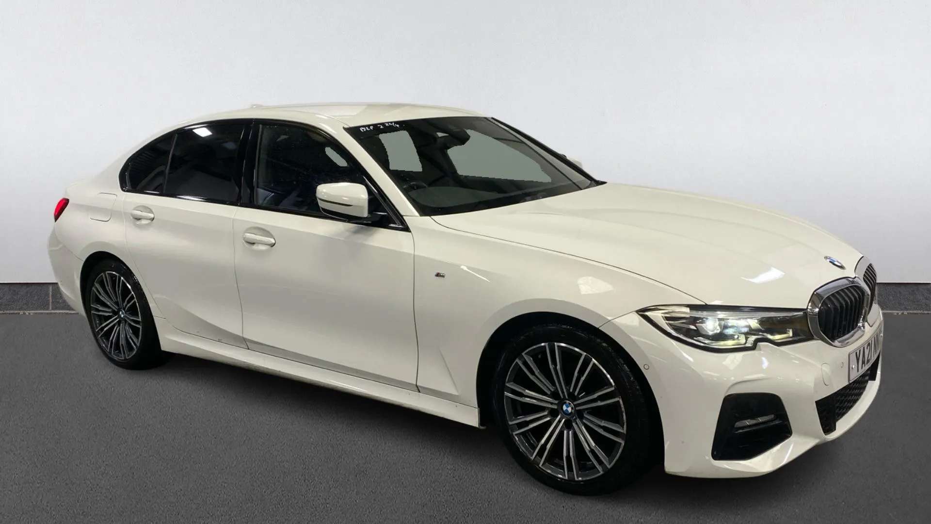 A 2021 BMW 3 SERIES 320d MHT M Sport Step Auto A 2021 BMW 3 SERIES 320d MHT M Sport Step Auto
