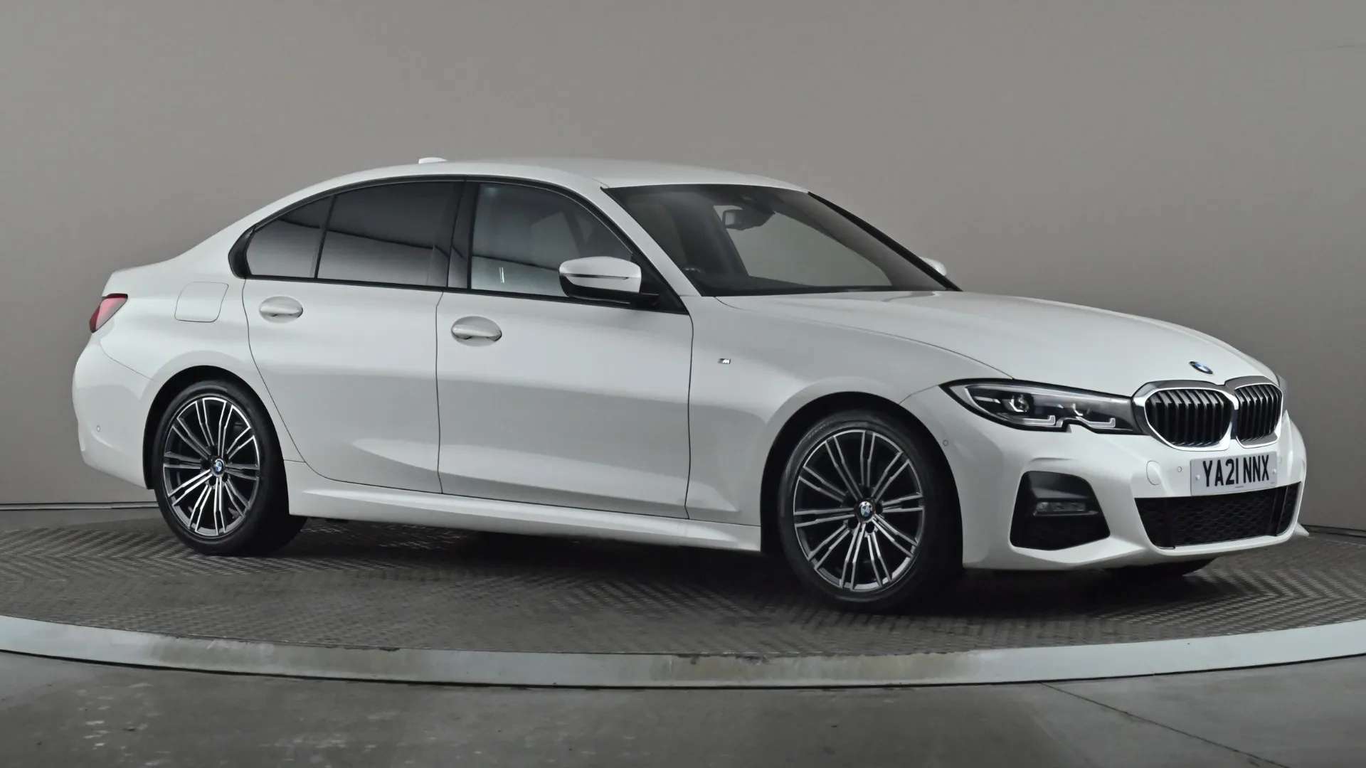 A 2021 BMW 3 SERIES 320d MHT M Sport Step Auto A 2021 BMW 3 SERIES 320d MHT M Sport Step Auto