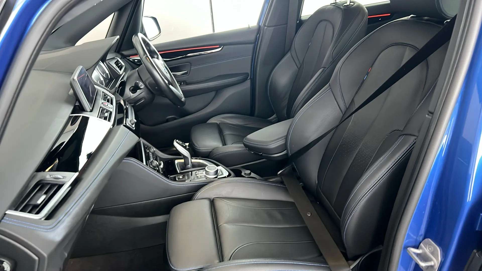 2021 BMW 2 SERIES 2021 BMW 2 SERIES